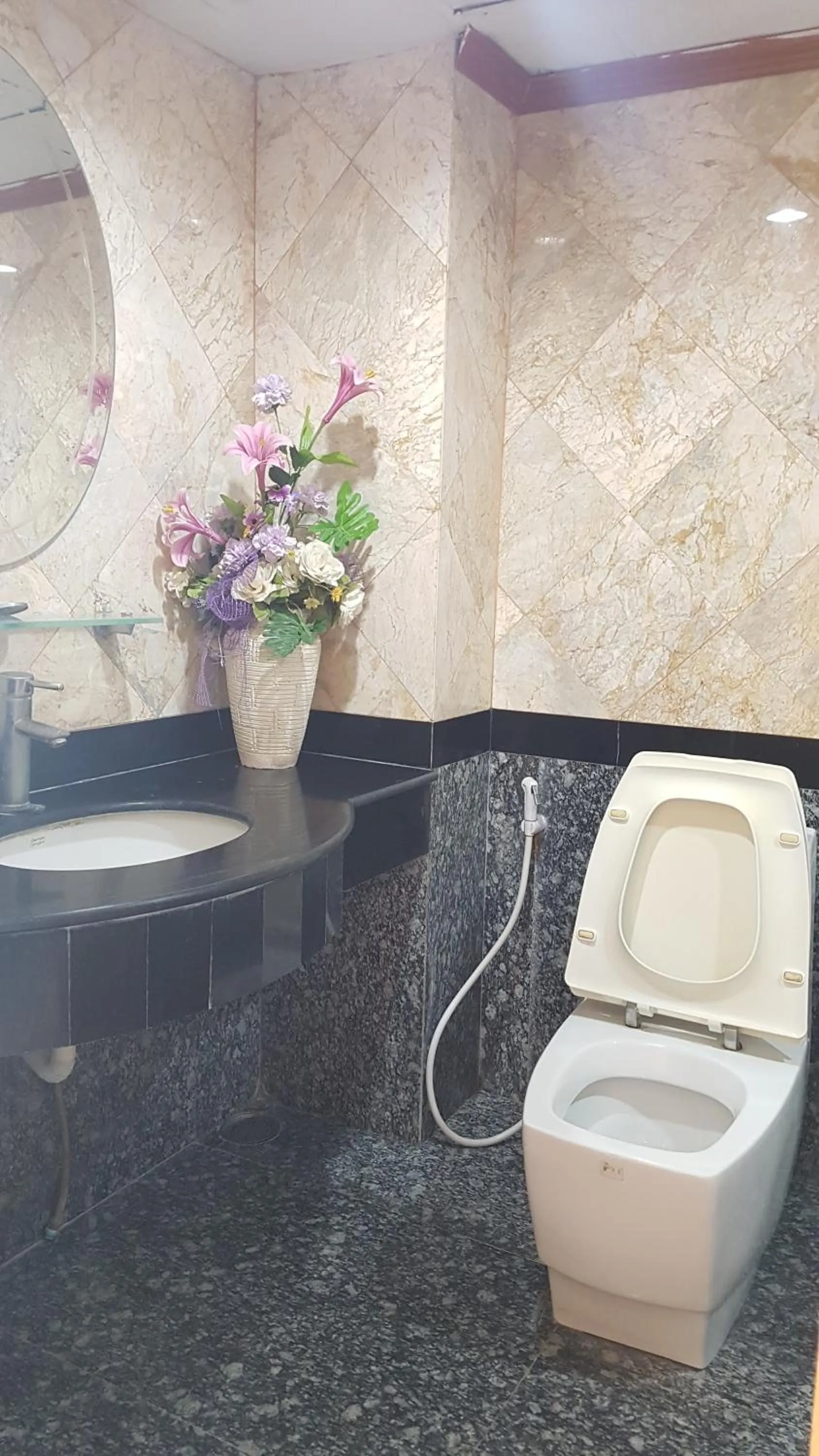 Khon Kaen Ruenrom Hotel