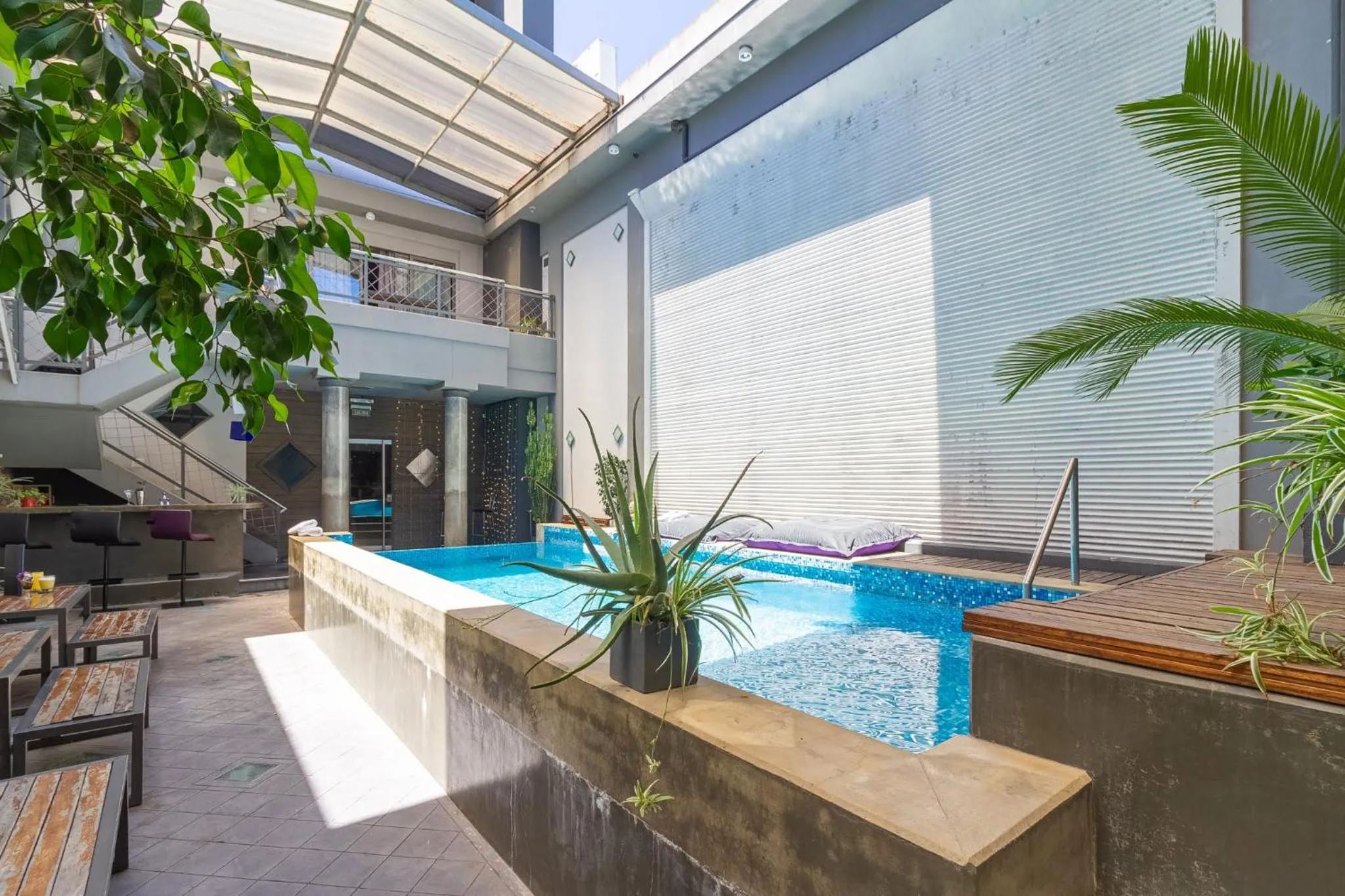 Swimming pool in Prodeo Hotel + Lounge