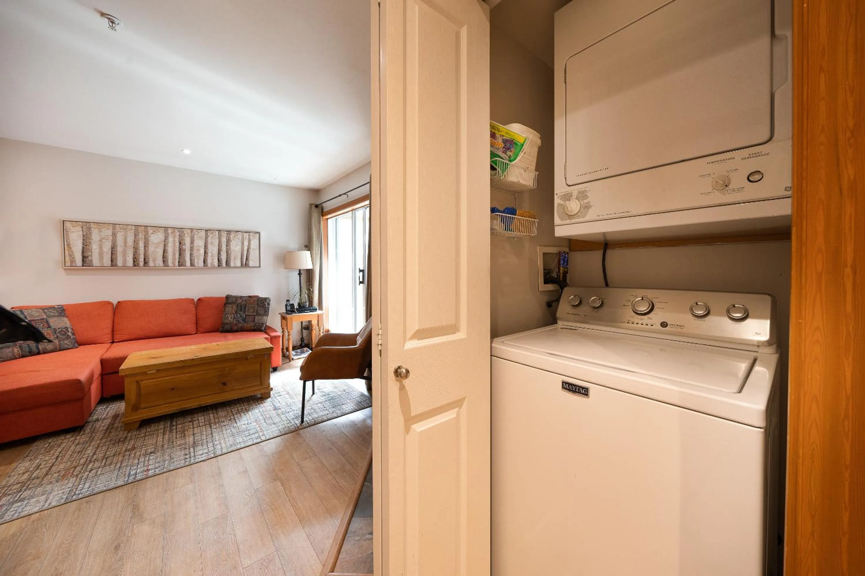 washing machine, Bed in Glaciers Reach by Allseason Vacation Rentals