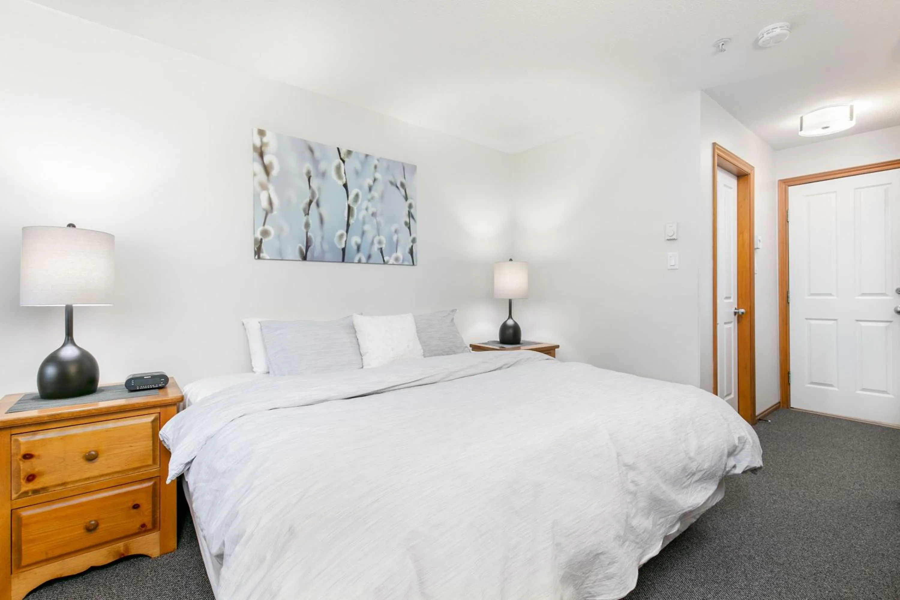 Bedroom, Bed in Glaciers Reach by Allseason Vacation Rentals