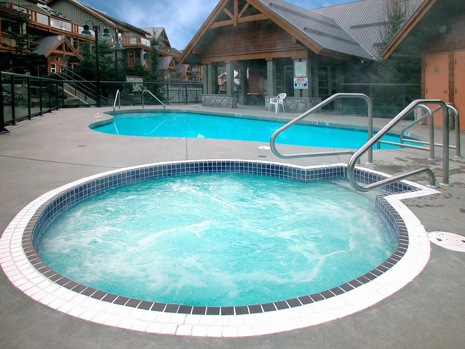 Swimming pool in Glaciers Reach by Allseason Vacation Rentals