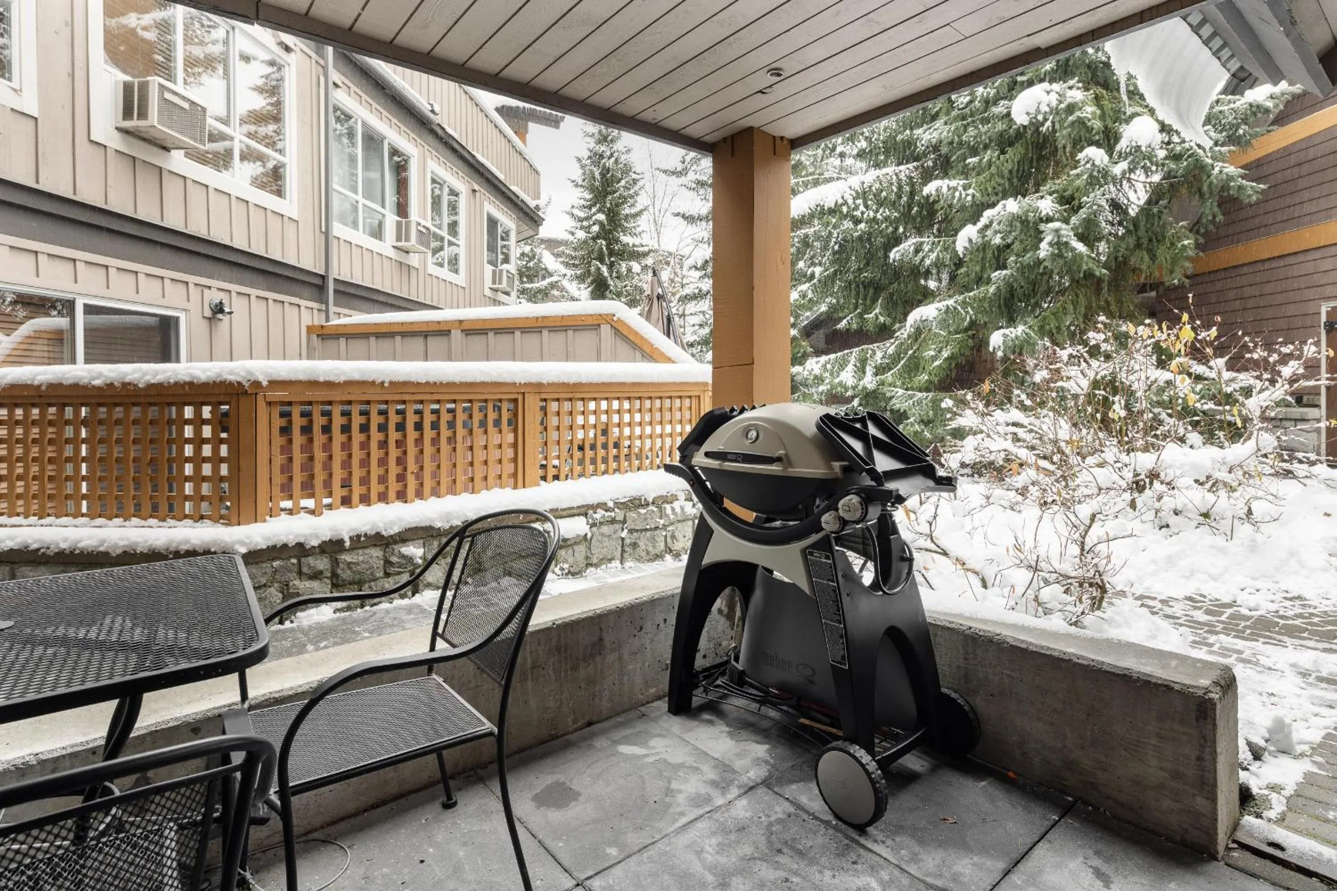 BBQ facilities in Glaciers Reach by Allseason Vacation Rentals