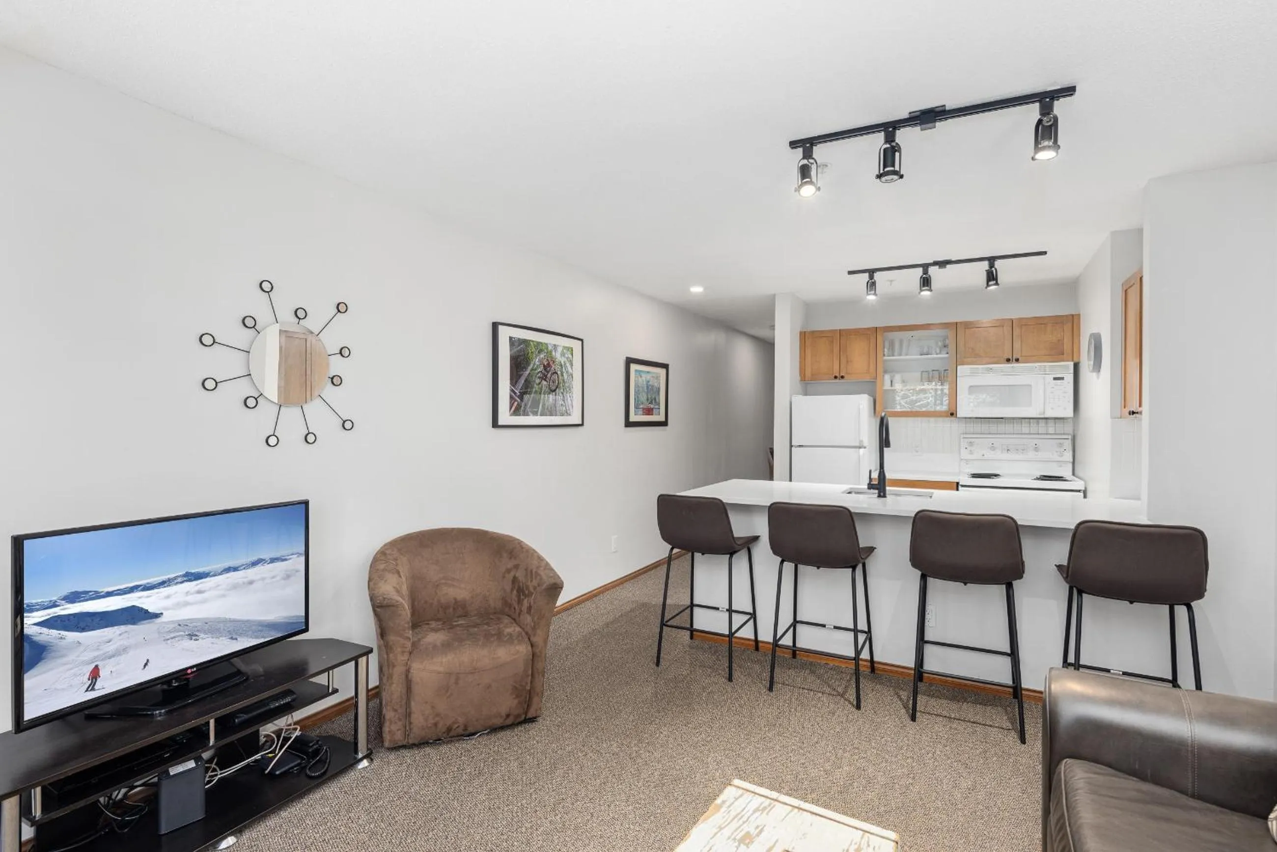 Dinner in Glaciers Reach by Allseason Vacation Rentals