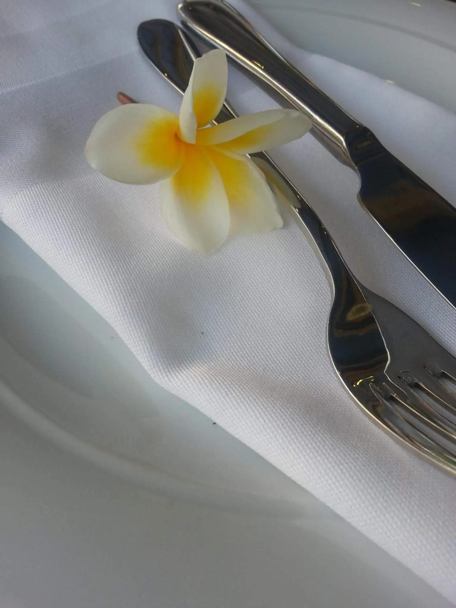 Restaurant/places to eat in Iapetos Village