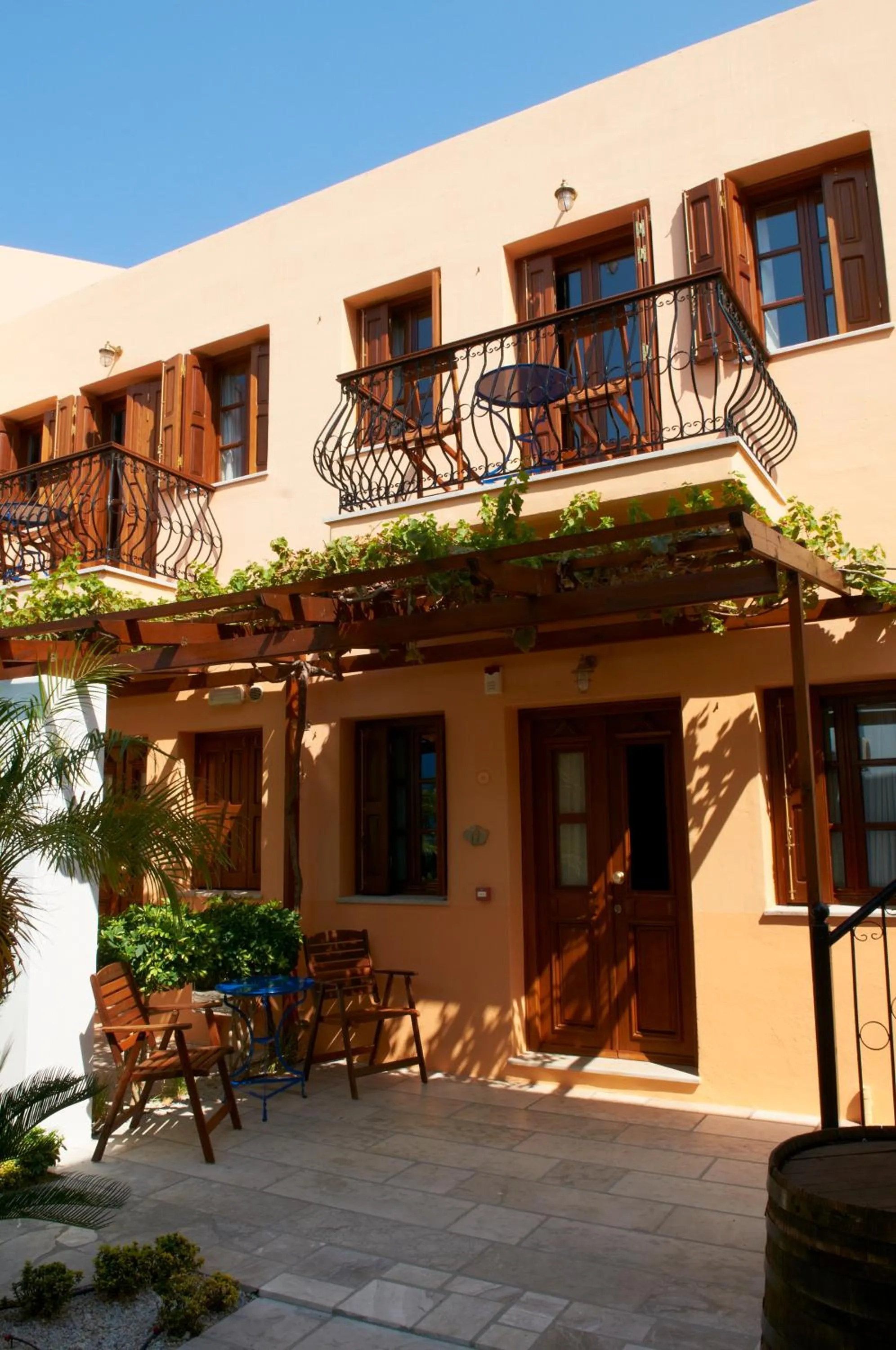 Facade/entrance in Iapetos Village