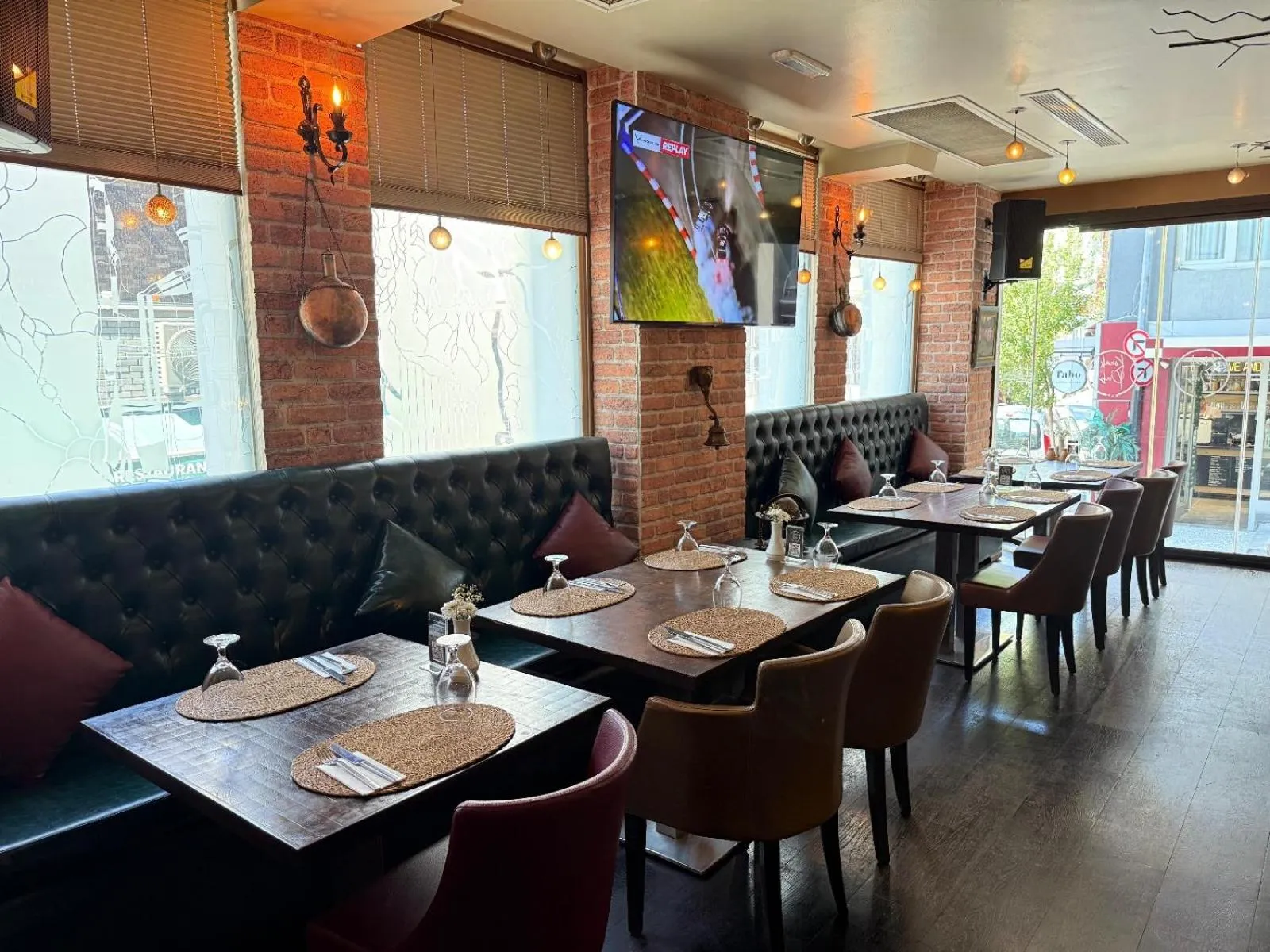 Restaurant/places to eat in Konak Hotel Taksim