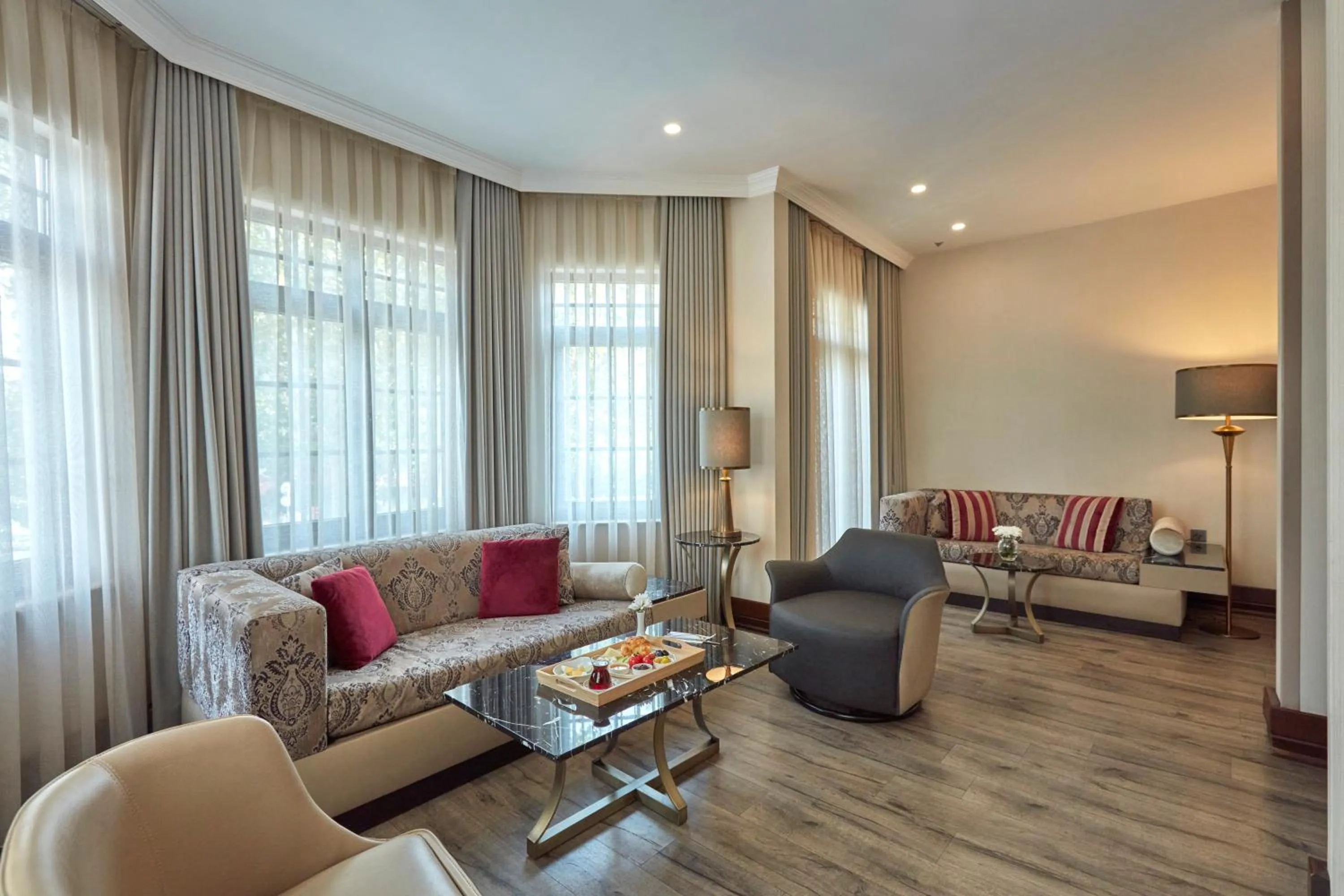 Living room in Konak Hotel Taksim