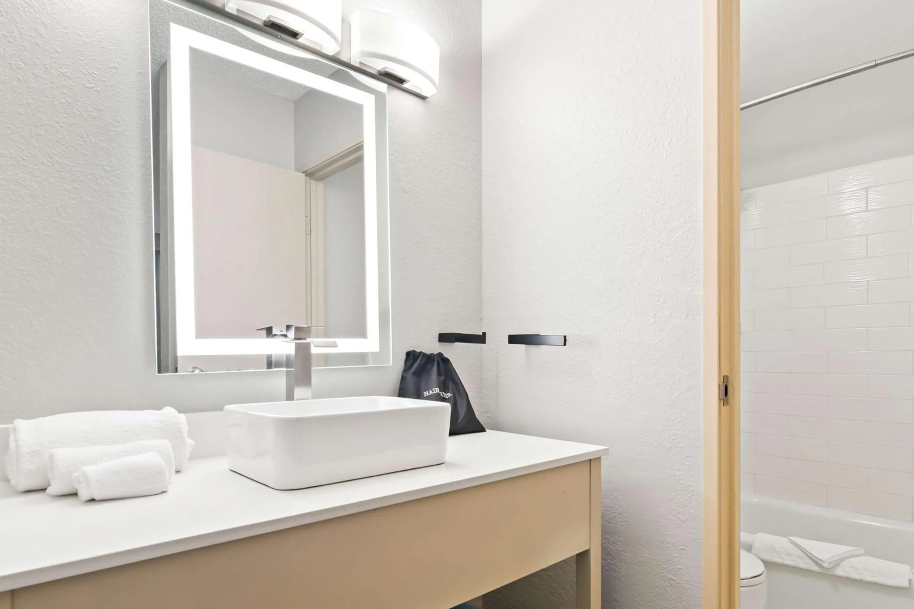 Bathroom in Best Western The Oasis at Joplin