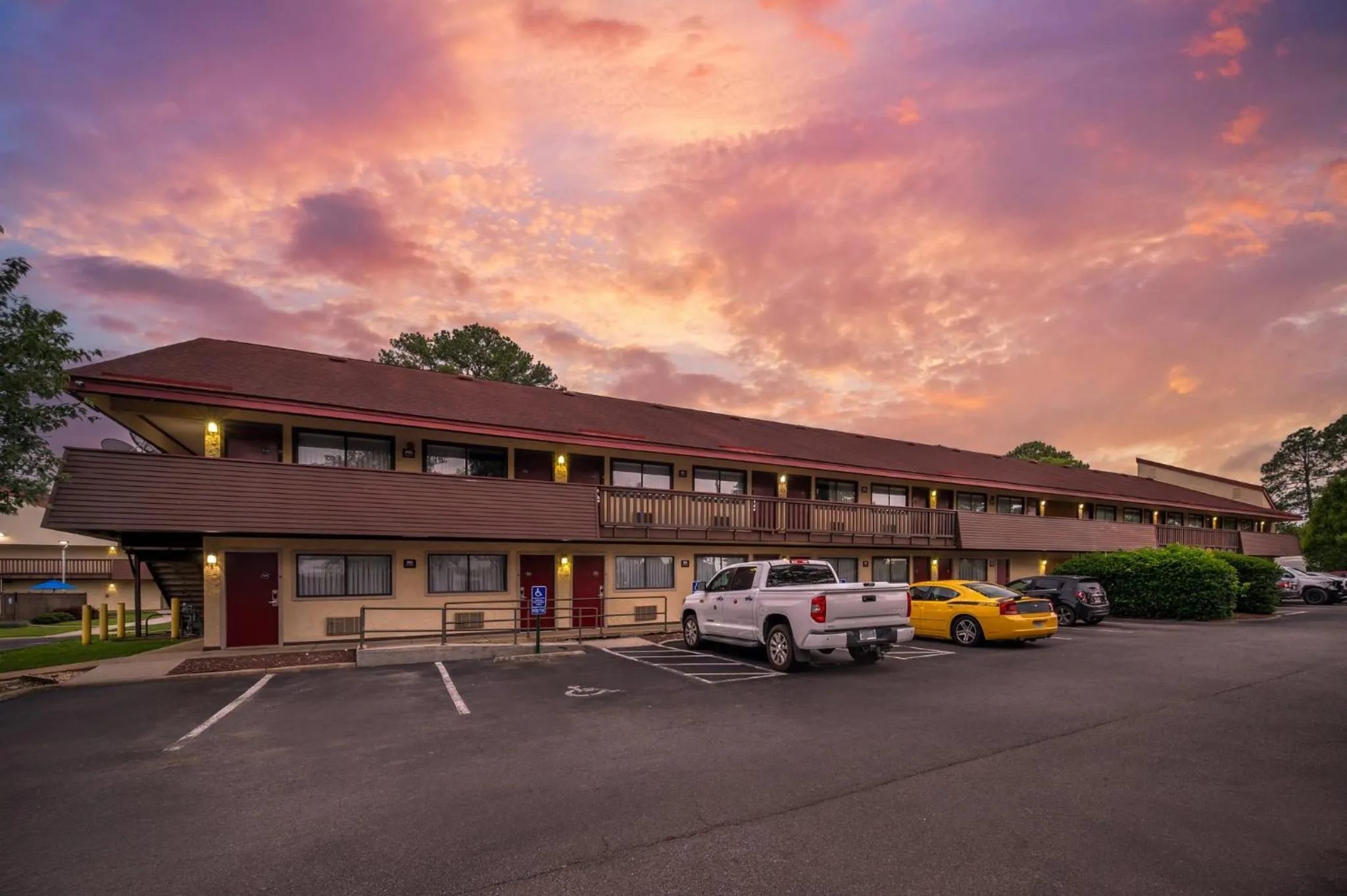 Facade/entrance in Red Roof Inn Virginia Beach