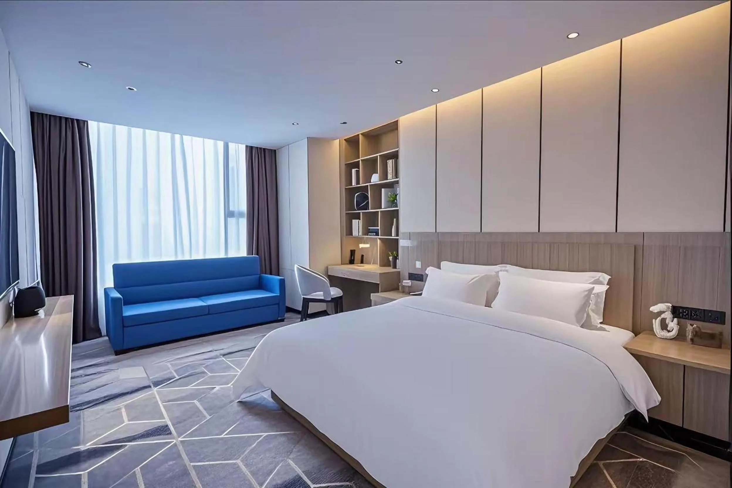 Photo of the whole room, Bed in Paco Hotel Guangzhou Baiyun Airport Liantang Metro