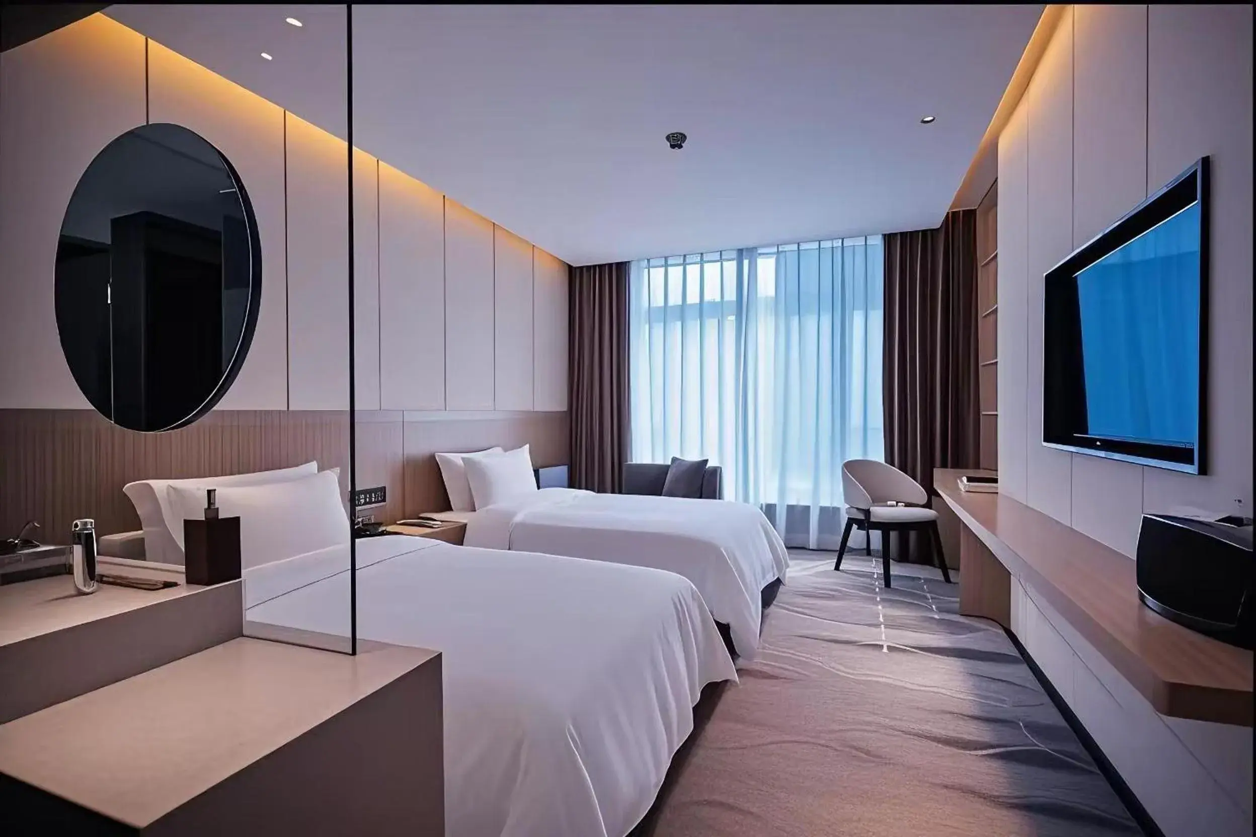 Deluxe Twin Room in Paco Hotel Guangzhou Baiyun Airport Liantang Metro Deluxe Twin Room in Paco Hotel Guangzhou Baiyun Airport Liantang Metro