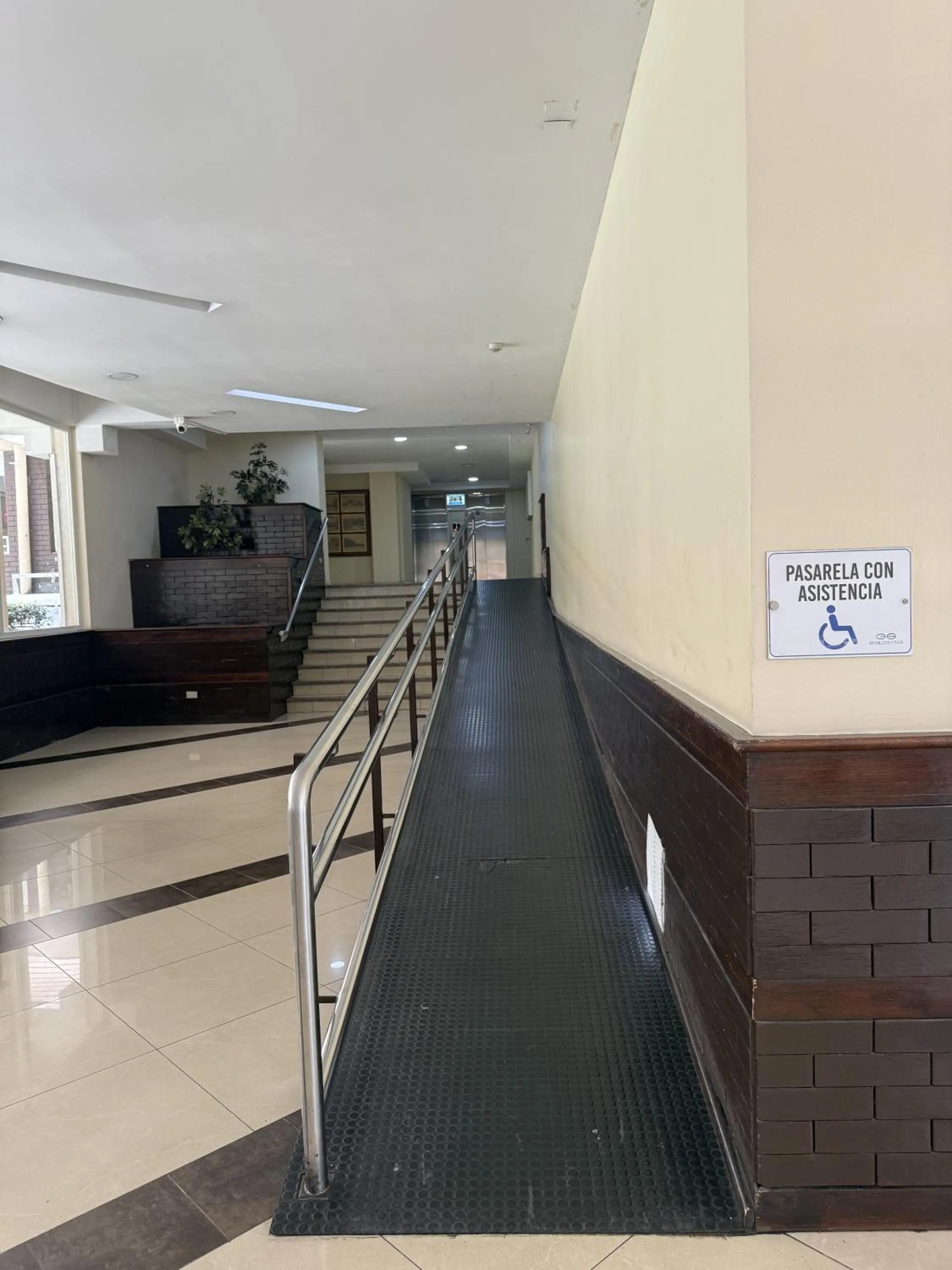 elevator in VR Suite Santiago