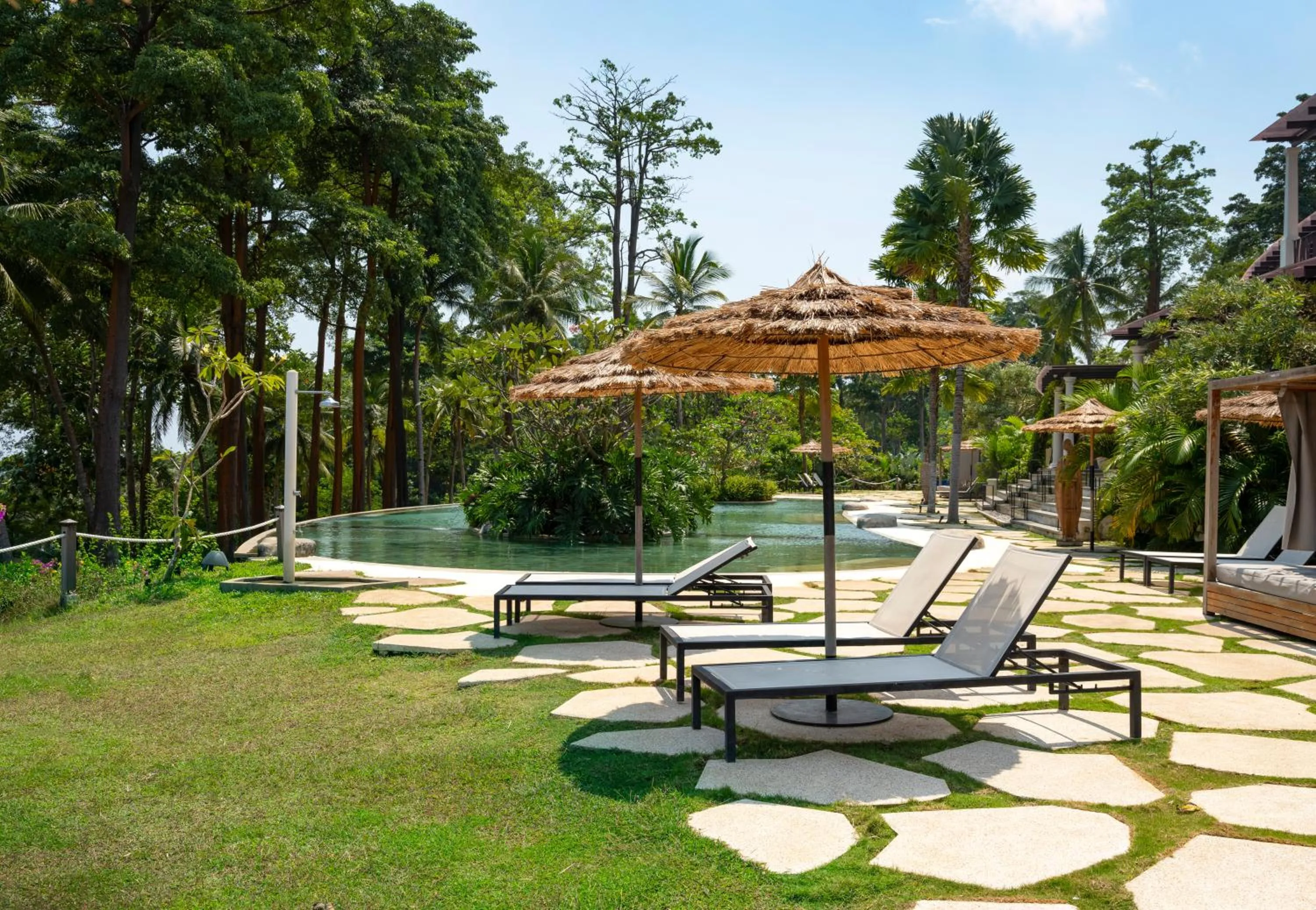 sunbed in Novus Jiva Anyer