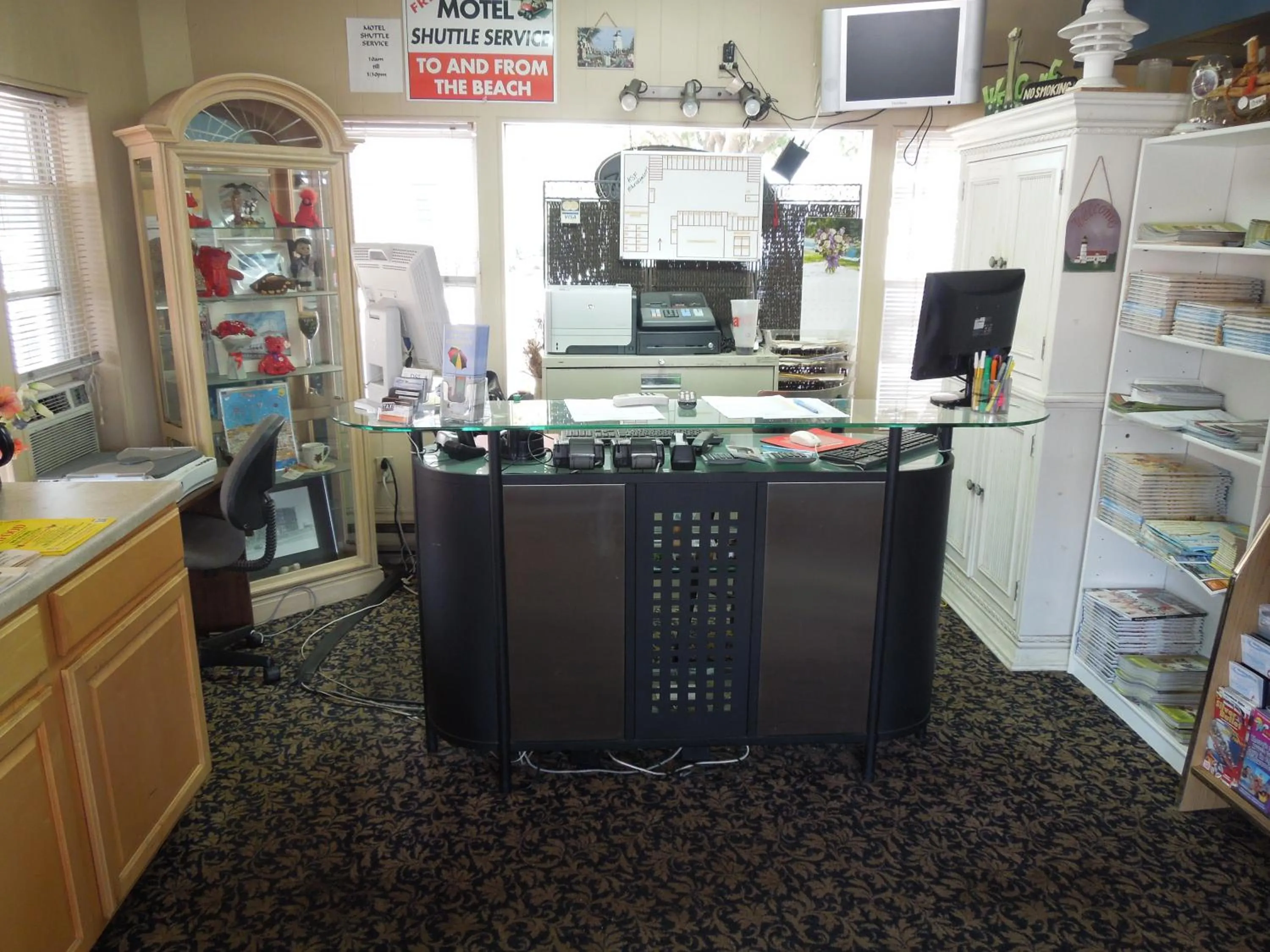 Lobby or reception in Sifting Sands Motel