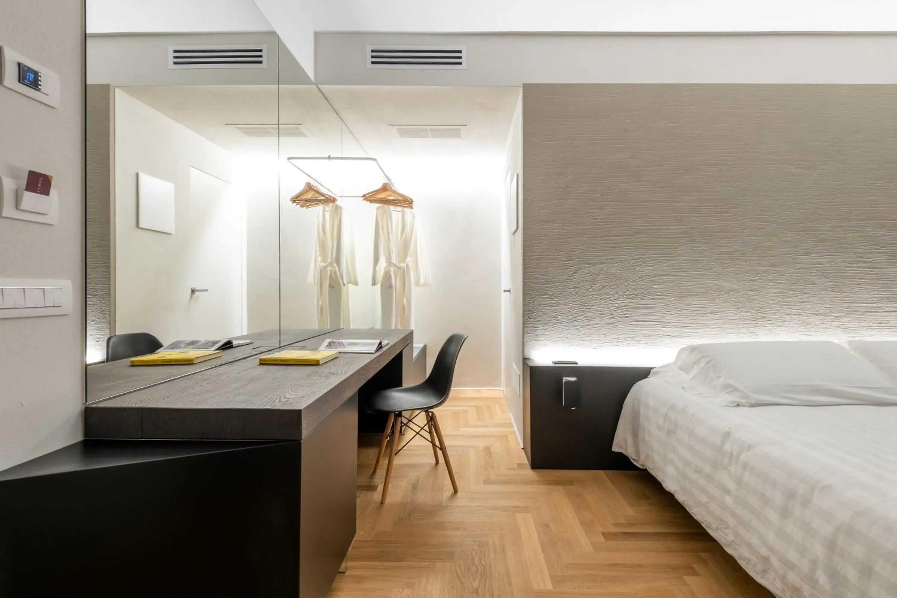 Junior Suite with Sea View in Villa Curiel Junior Suite with Sea View in Villa Curiel