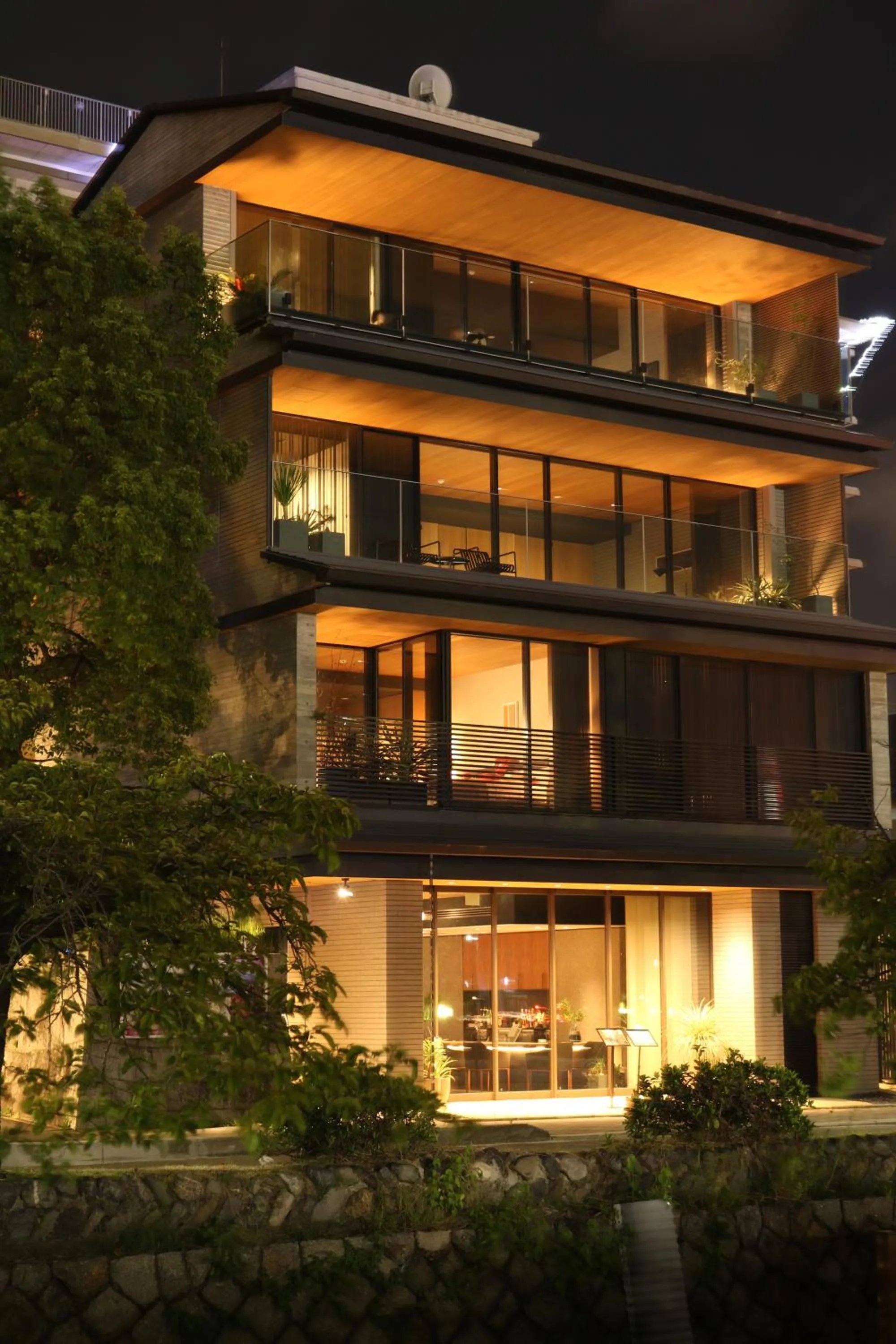 Property building in HOTEL CANATA KYOTO