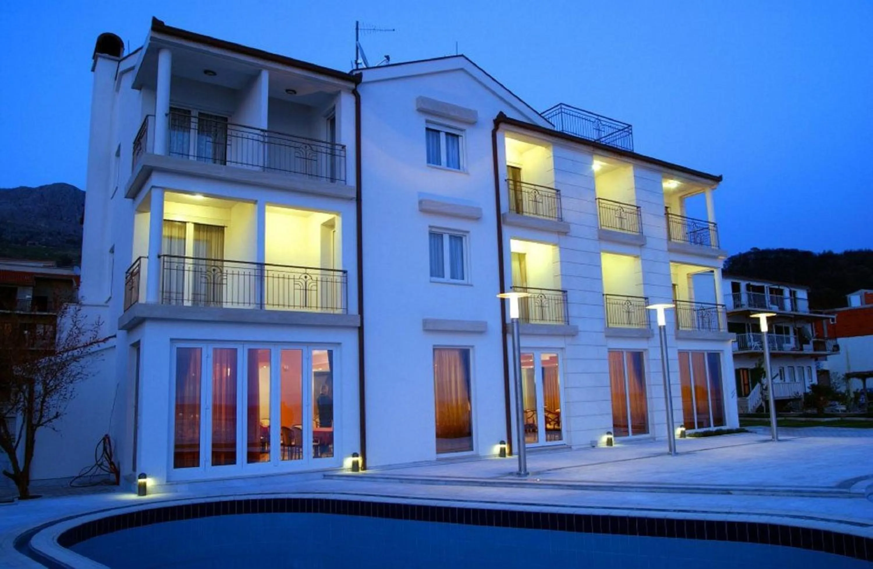 Facade/entrance in Hotel Neva