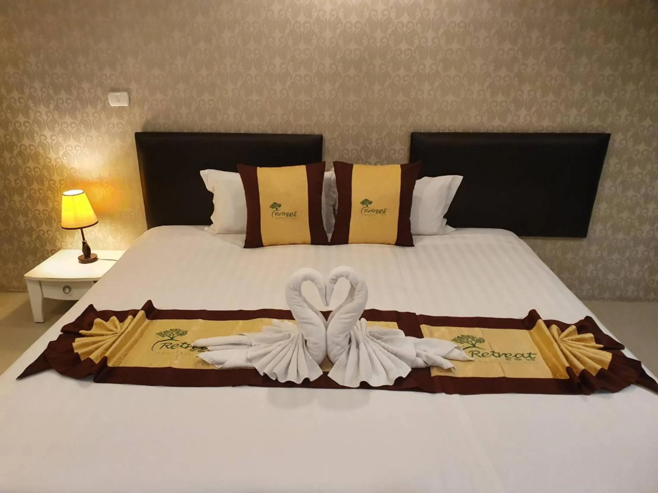 Bed in Retreat Resort Pattaya