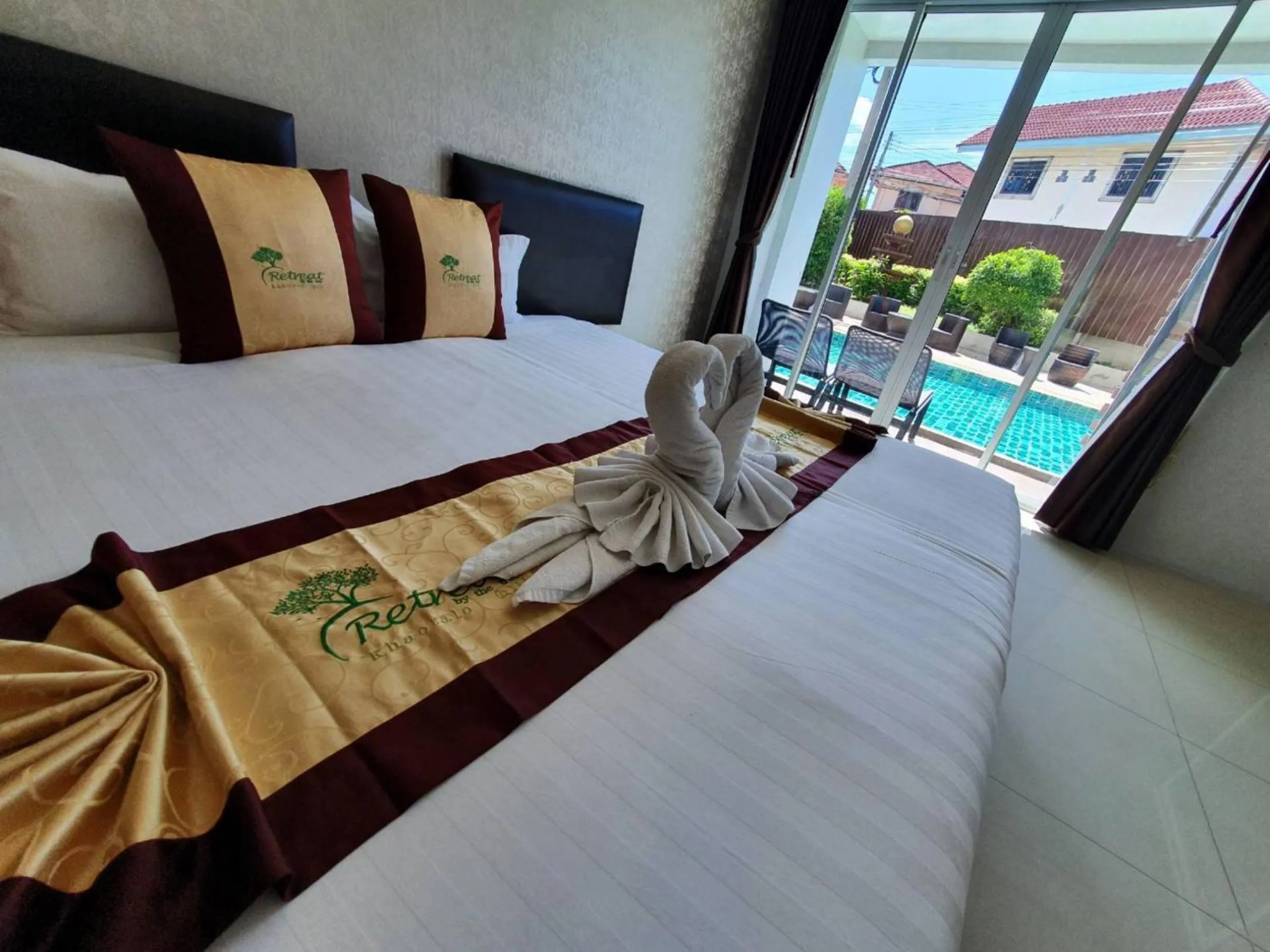 Bedroom, Bed in Retreat Resort Pattaya