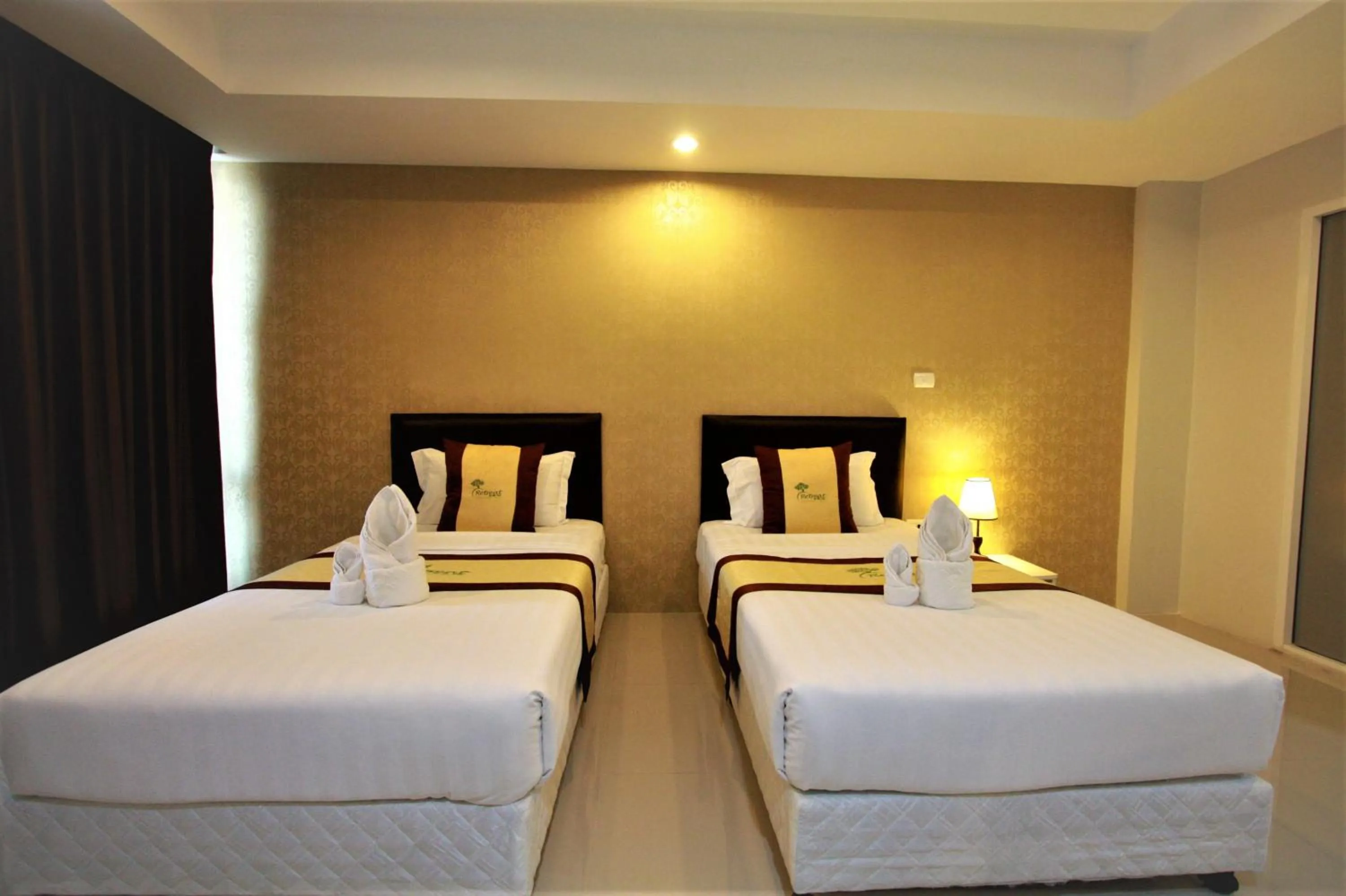 Bedroom, Bed in Retreat Resort Pattaya