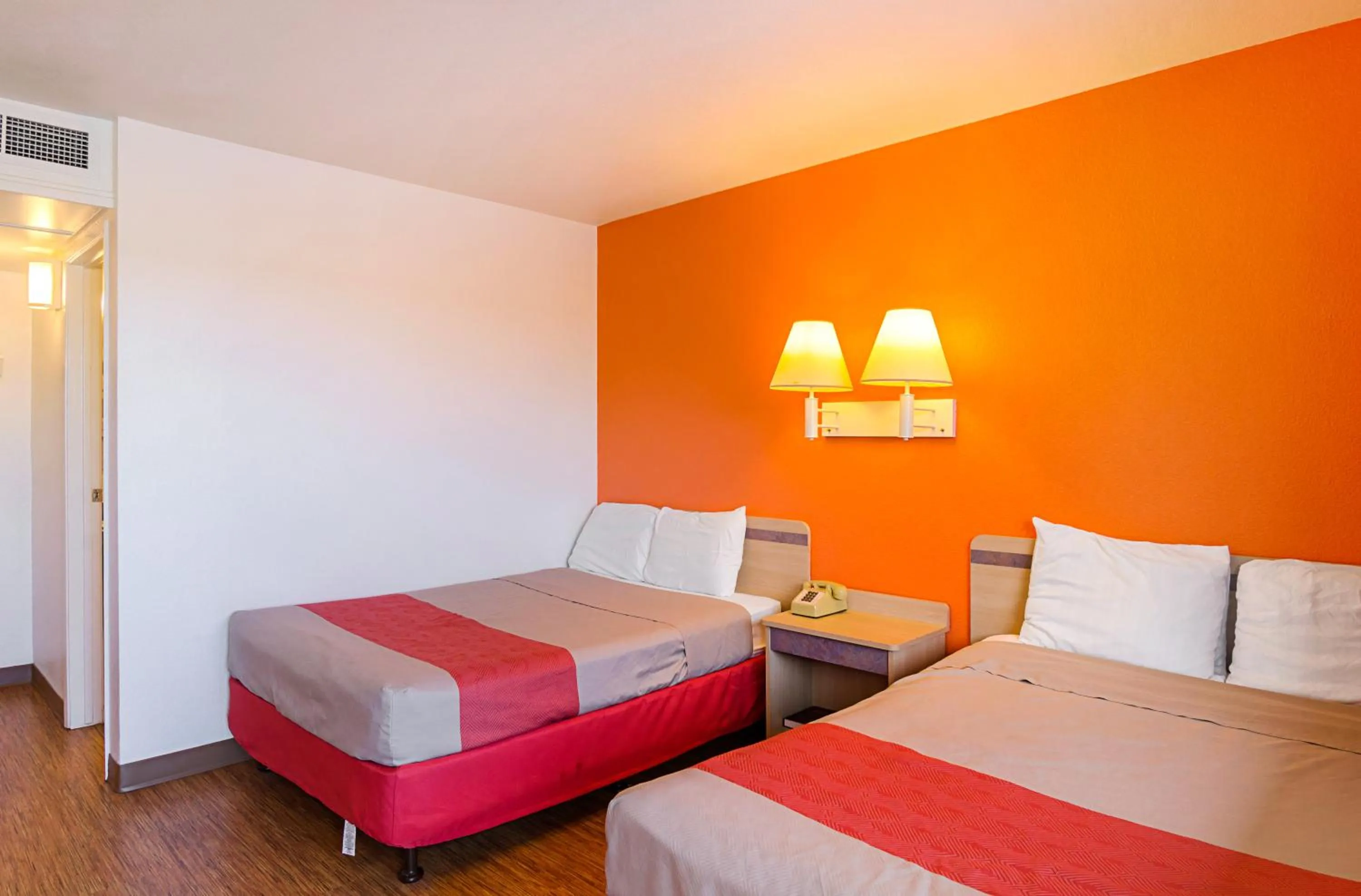 Bedroom, Bed in Motel 6-Laramie, WY