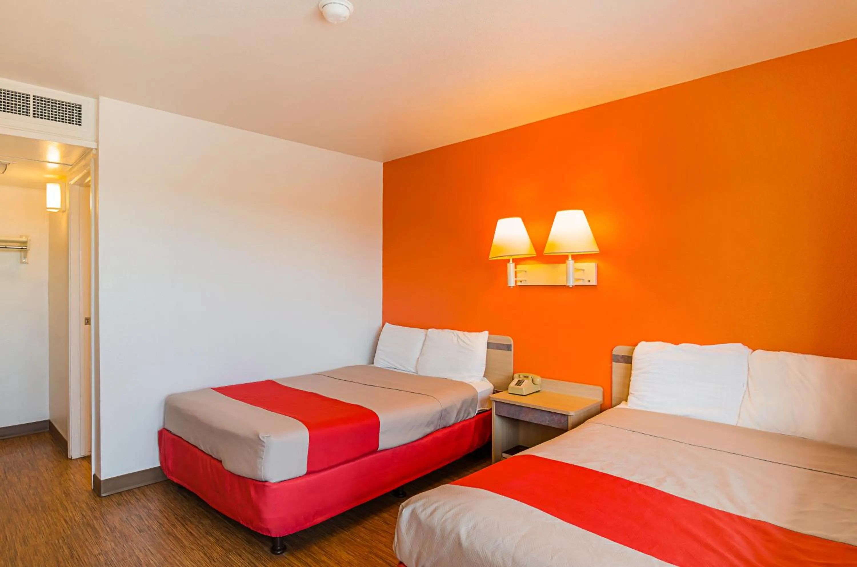 Bedroom, Bed in Motel 6-Laramie, WY