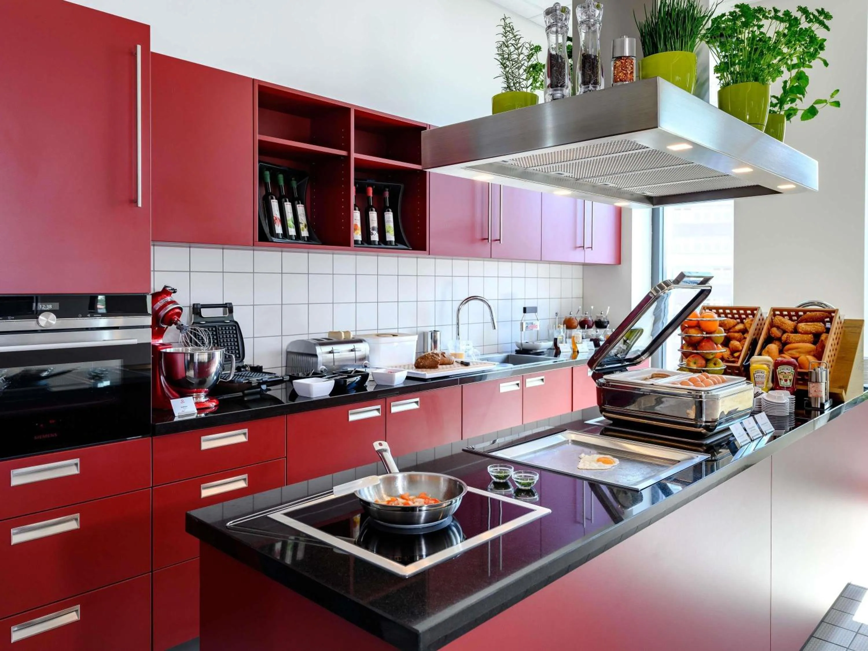 Breakfast in Aparthotel Adagio Bremen City