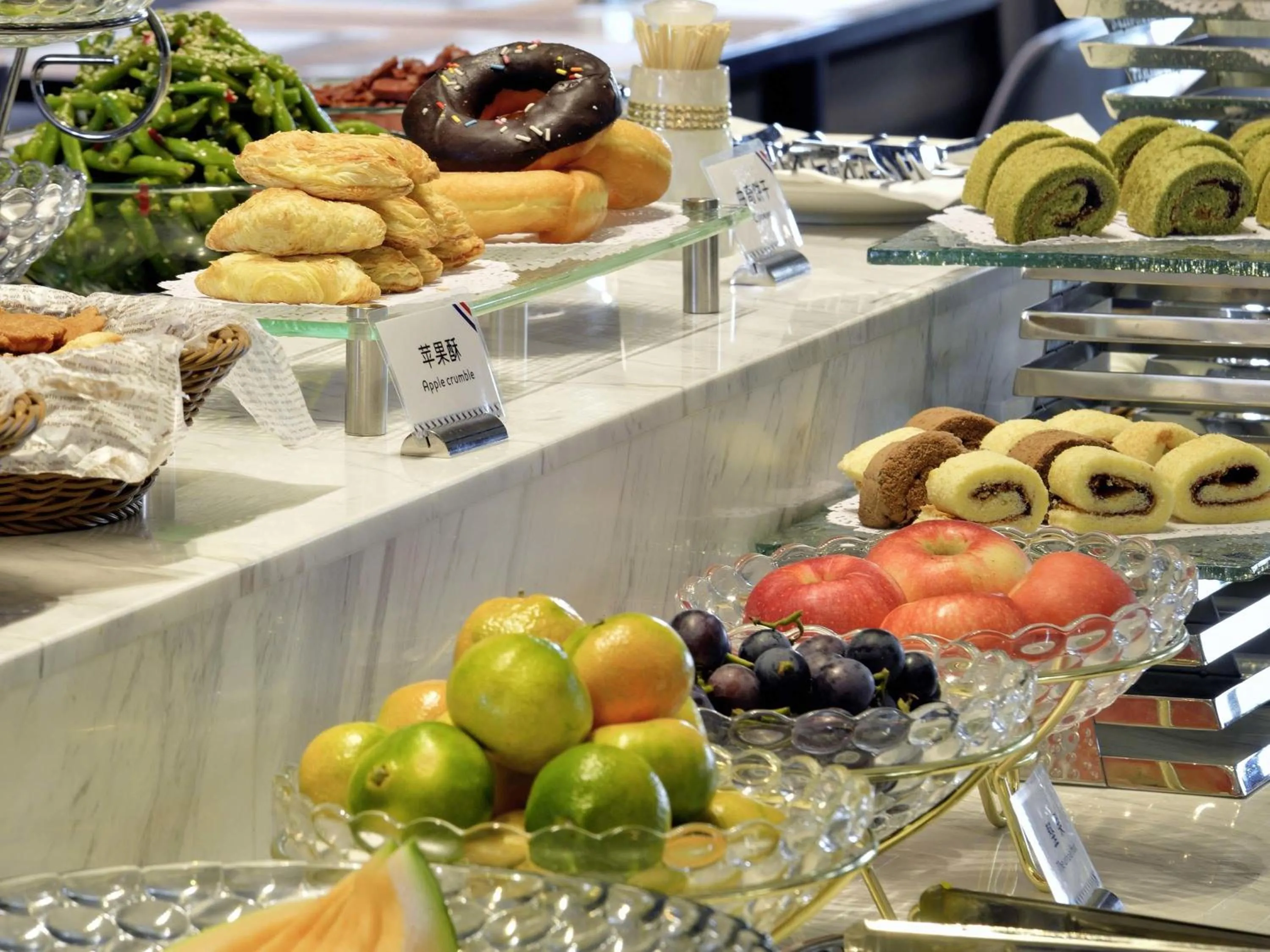 Restaurant/places to eat in Mercure Taiyuan Changfeng Street