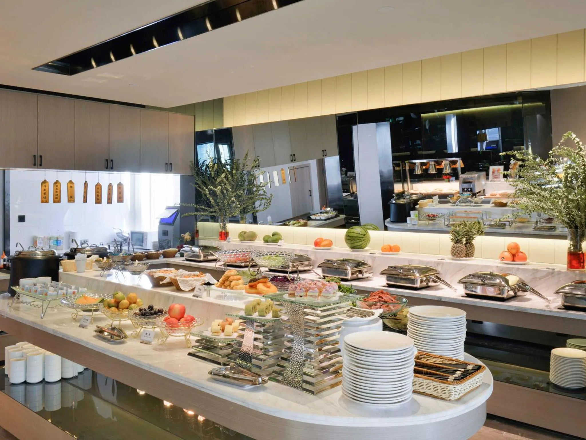 Buffet breakfast in Mercure Taiyuan Changfeng Street