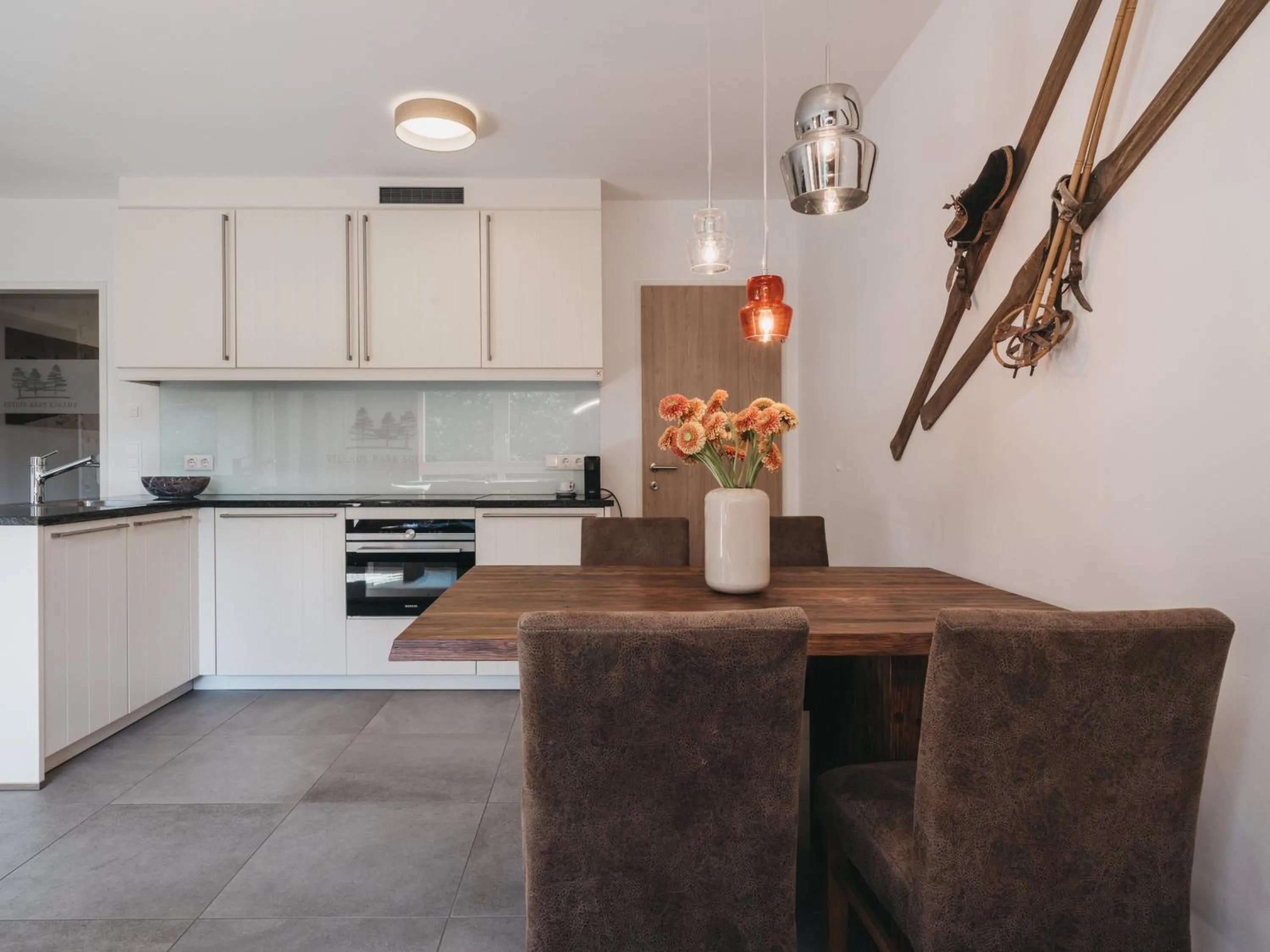 Kitchen or kitchenette in Village Park Suites
