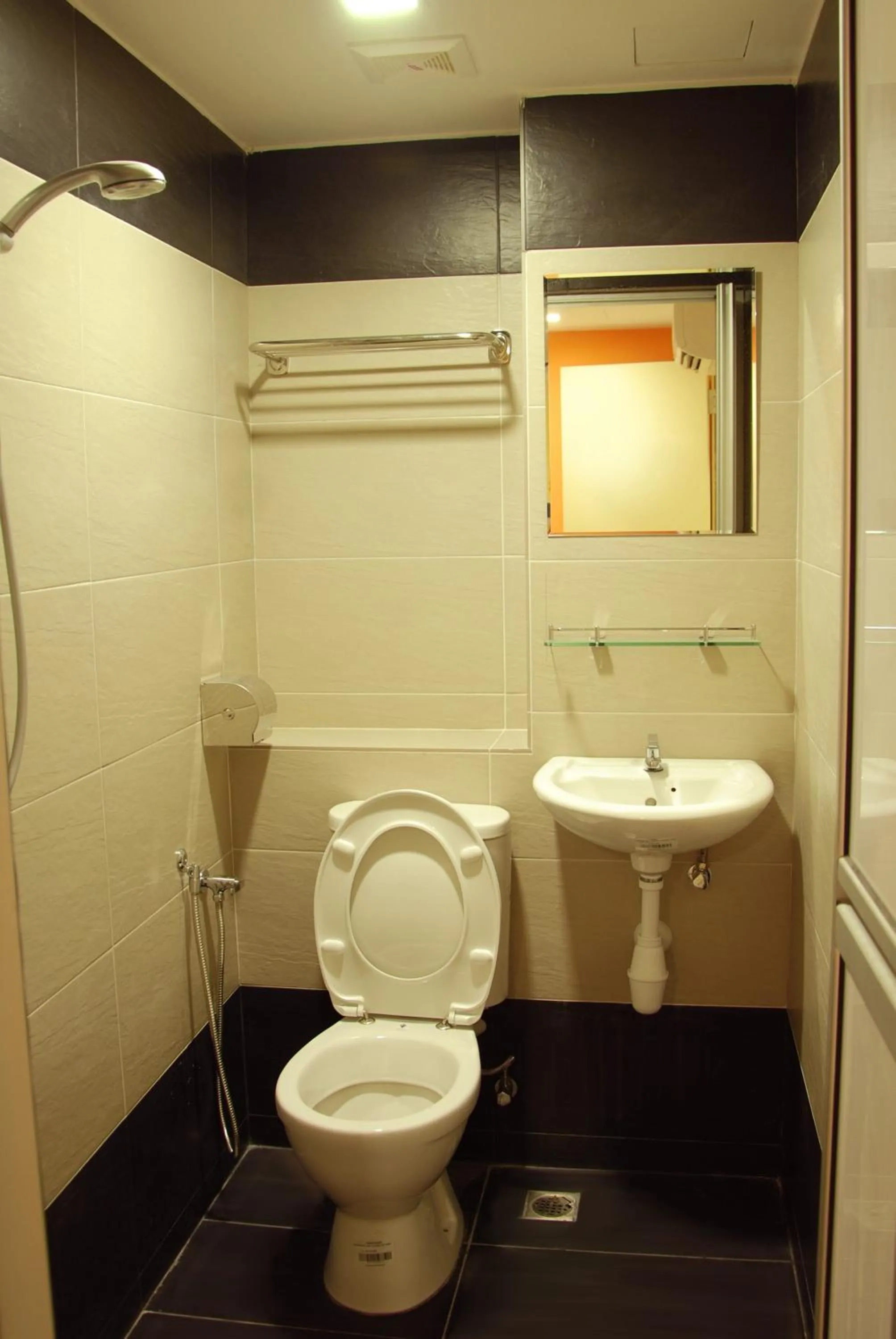 Bathroom in Old Penang Hotel - Penang Times Square