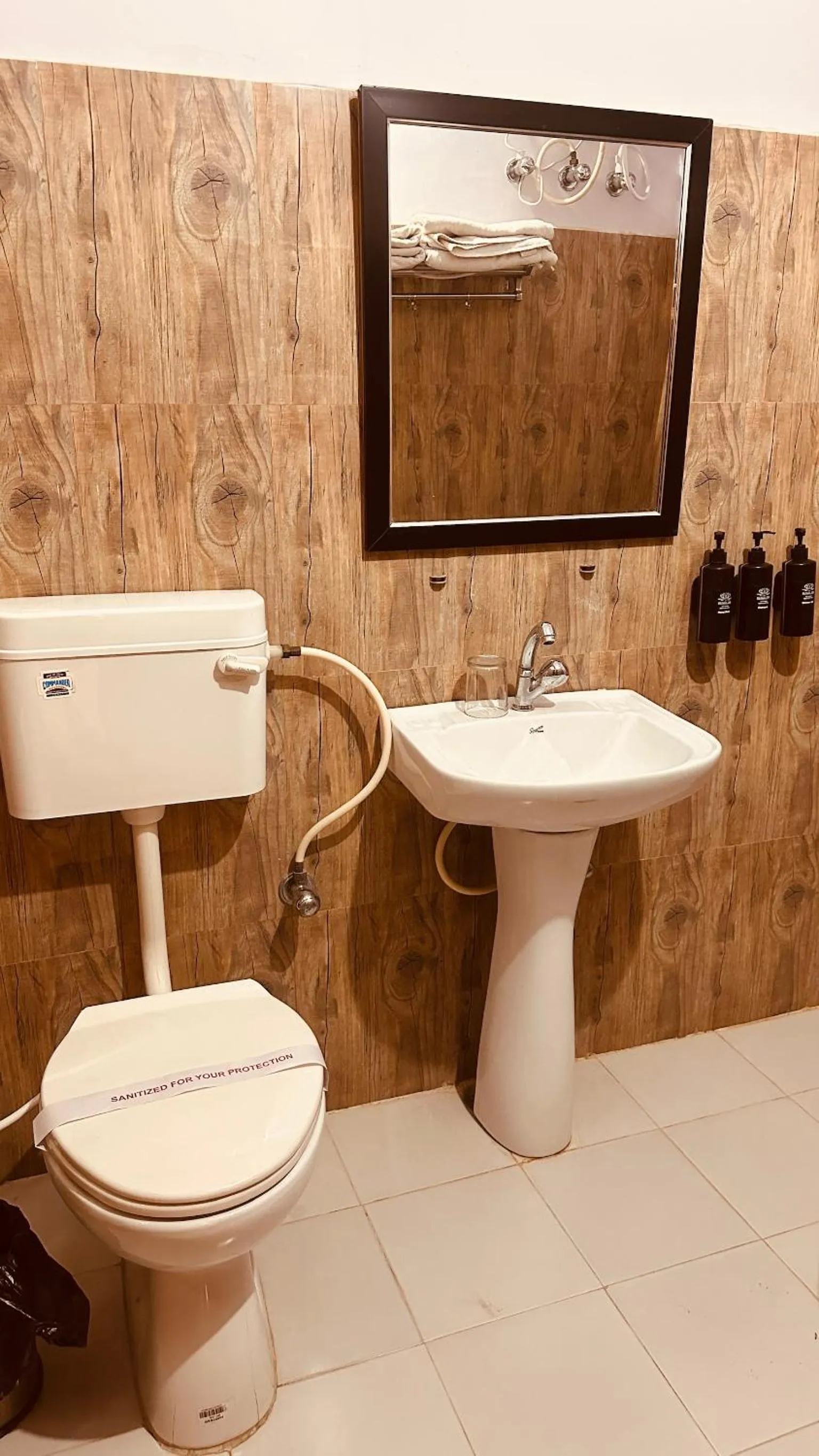 Toilet in Haveli Bundi Inn