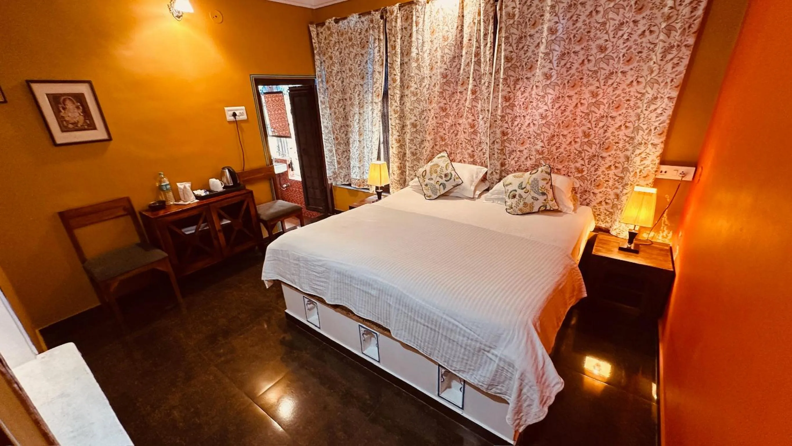 Bed in Haveli Bundi Inn