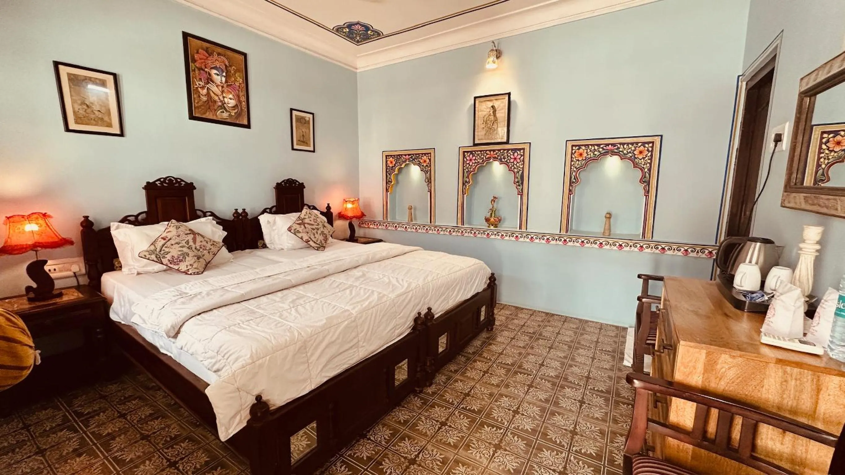 Bed in Haveli Bundi Inn