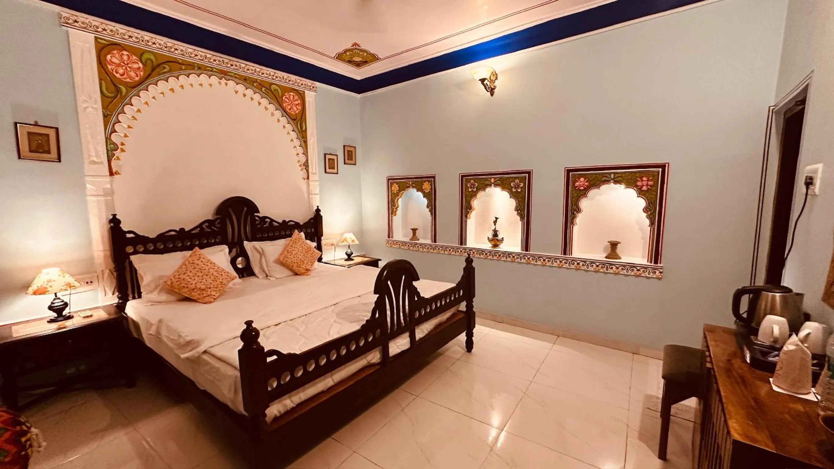 Bed in Haveli Bundi Inn