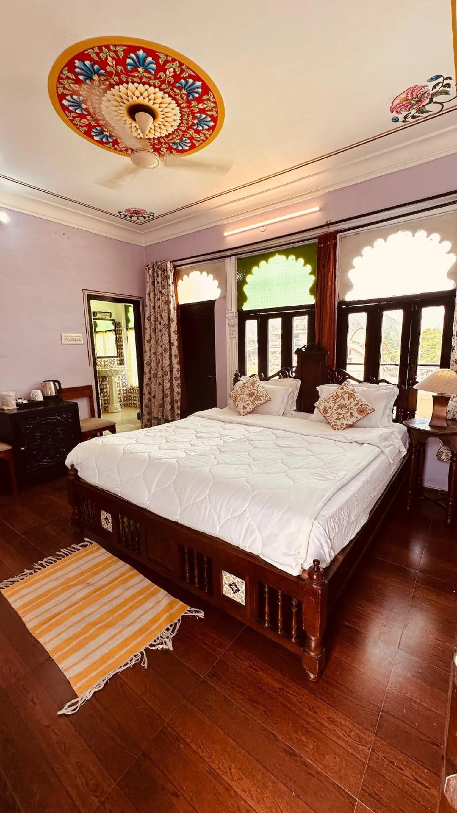 Photo of the whole room, Bed in Haveli Bundi Inn