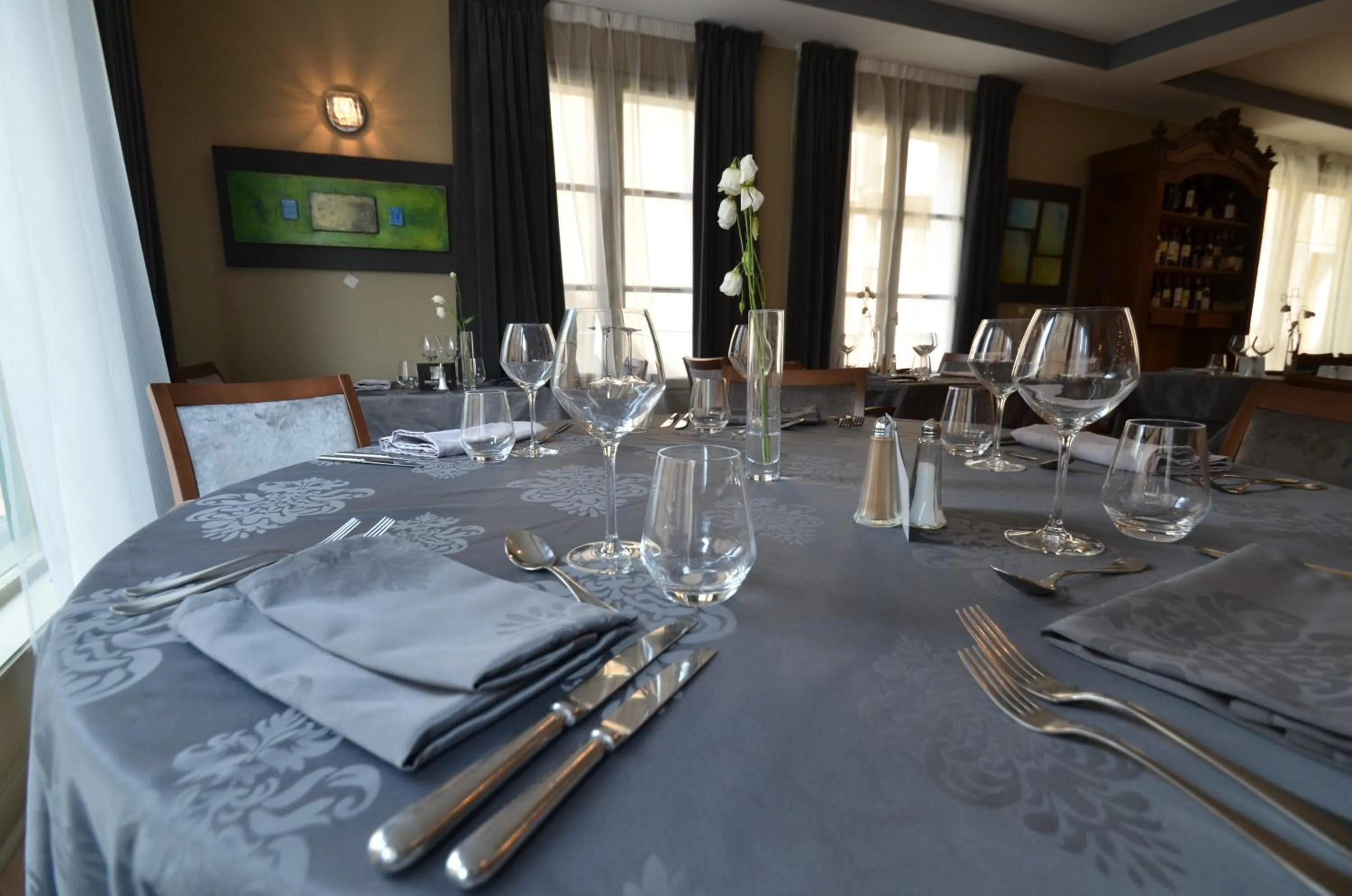 Restaurant/places to eat in Logis Hôtel Le Saint Georges