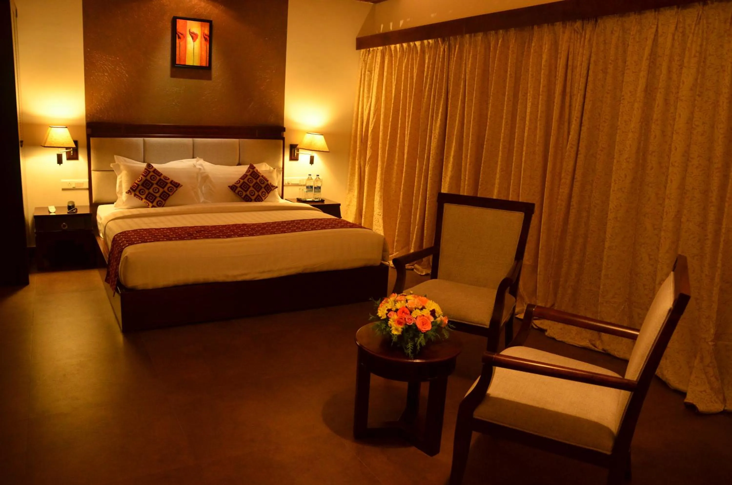 Photo of the whole room, Bed in Spice Grove