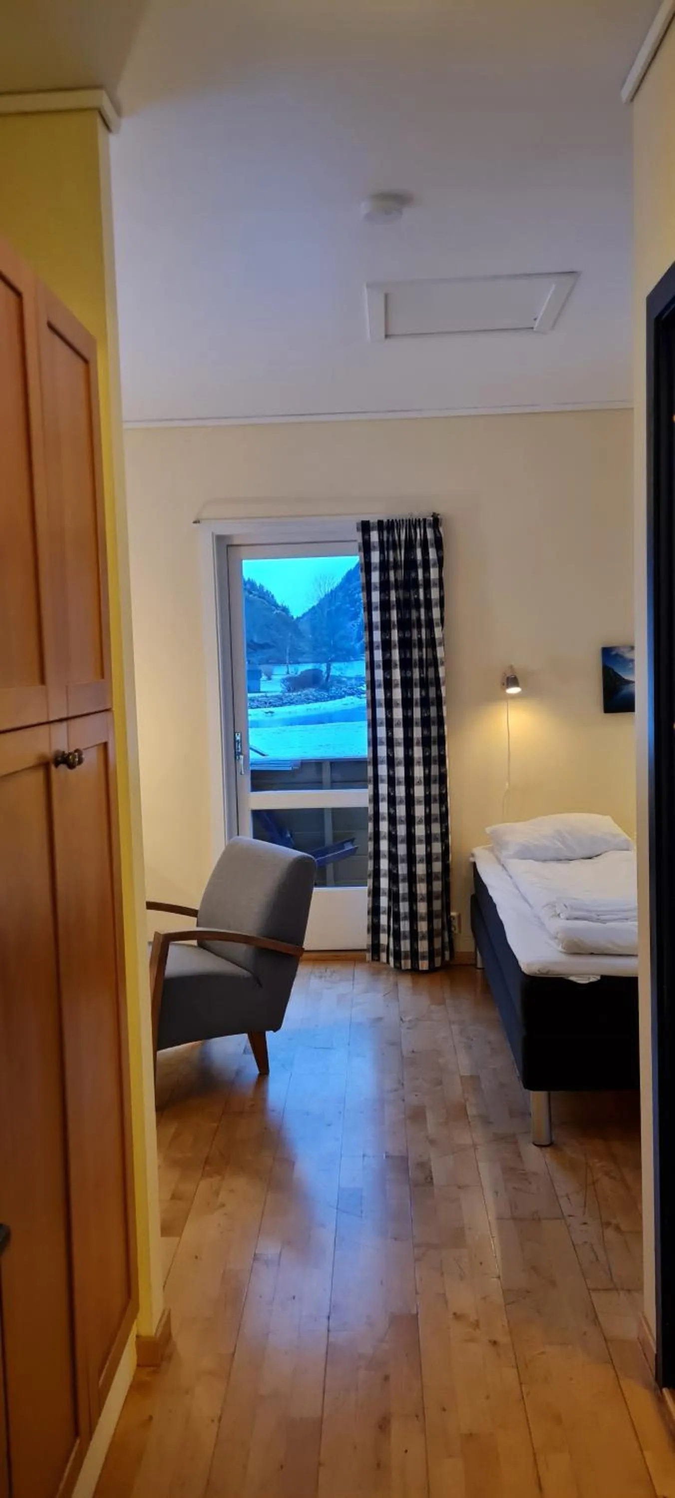 View (from property/room), Bed in Lærdal Ferie- og Fritidspark