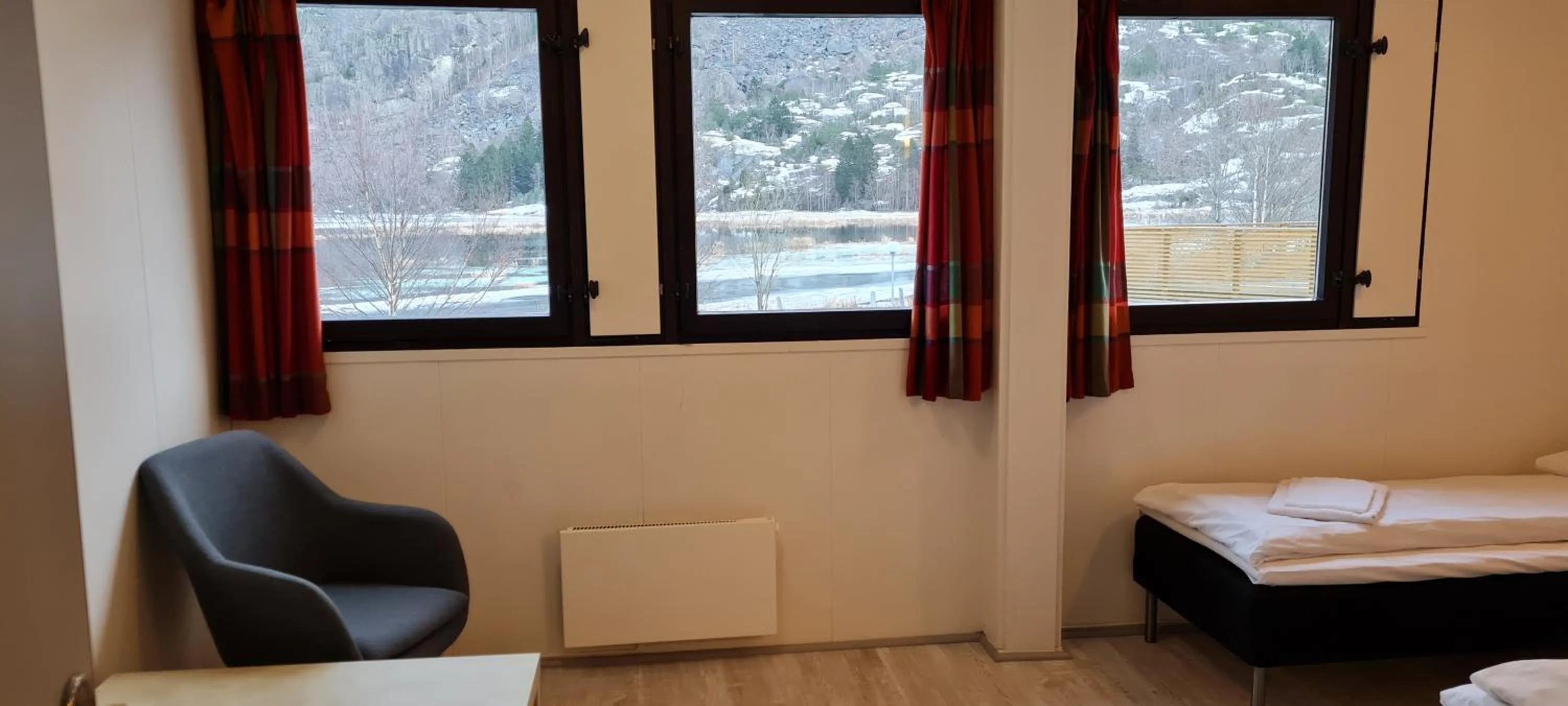 View (from property/room), Bed in Lærdal Ferie- og Fritidspark