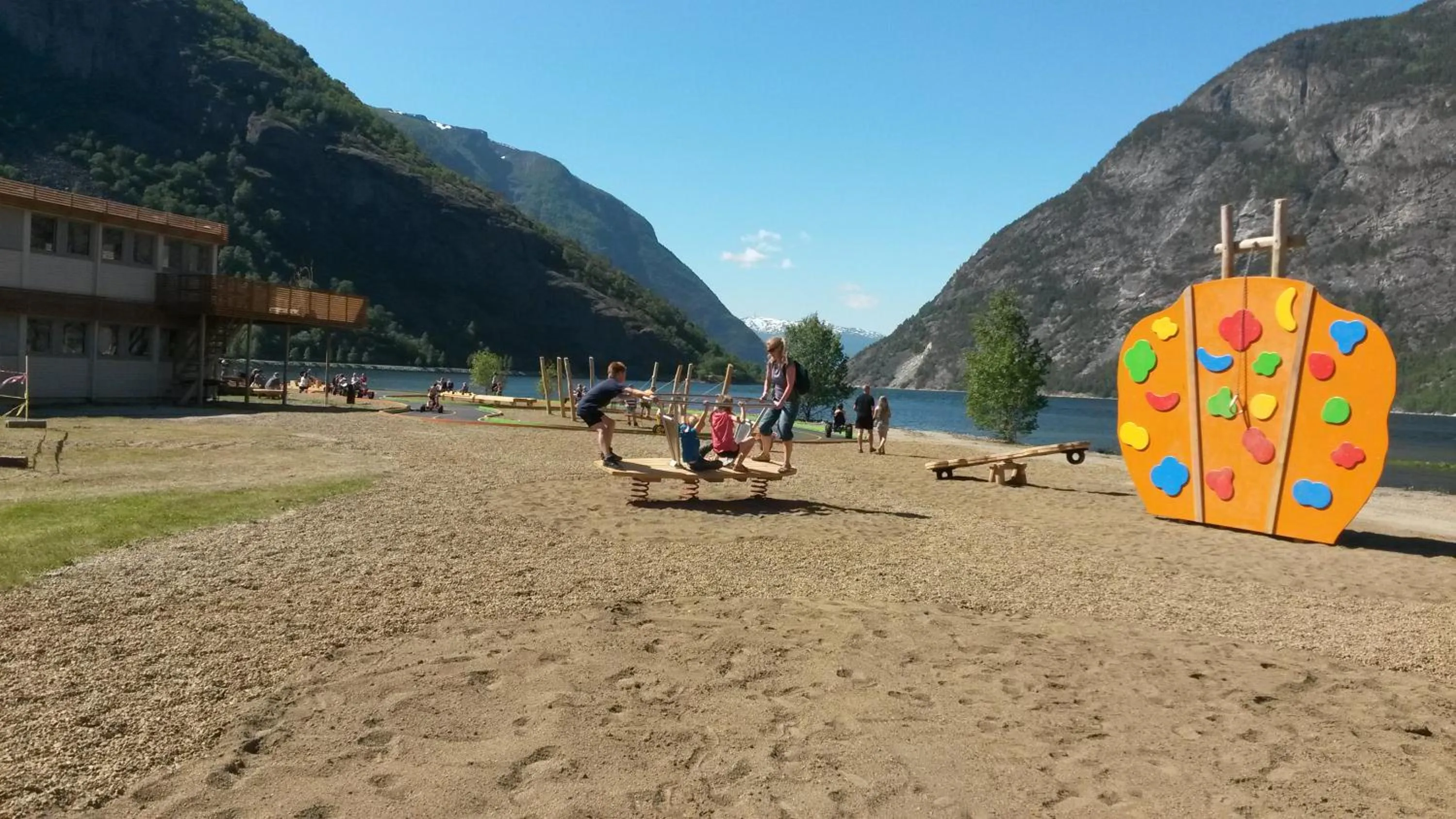 Summer in Lærdal Ferie- og Fritidspark