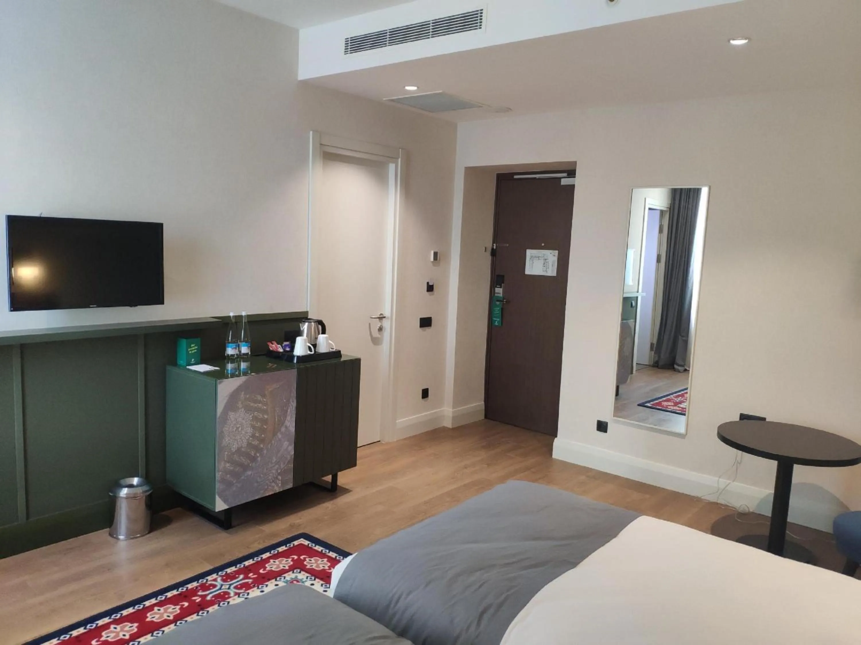 Photo of the whole room in Holiday Inn Telavi by IHG