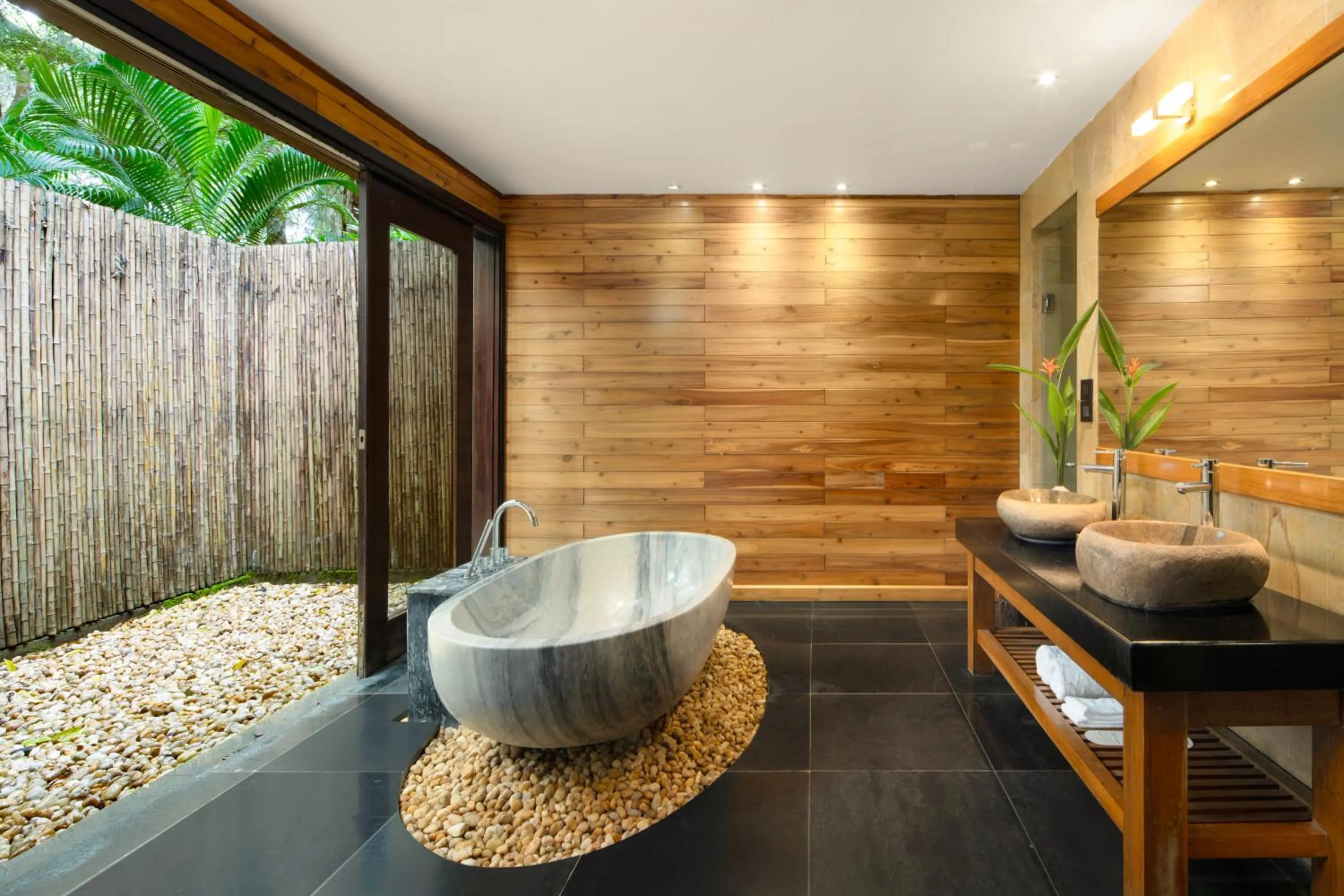 Bathroom in Flamingo Dai Lai Resort