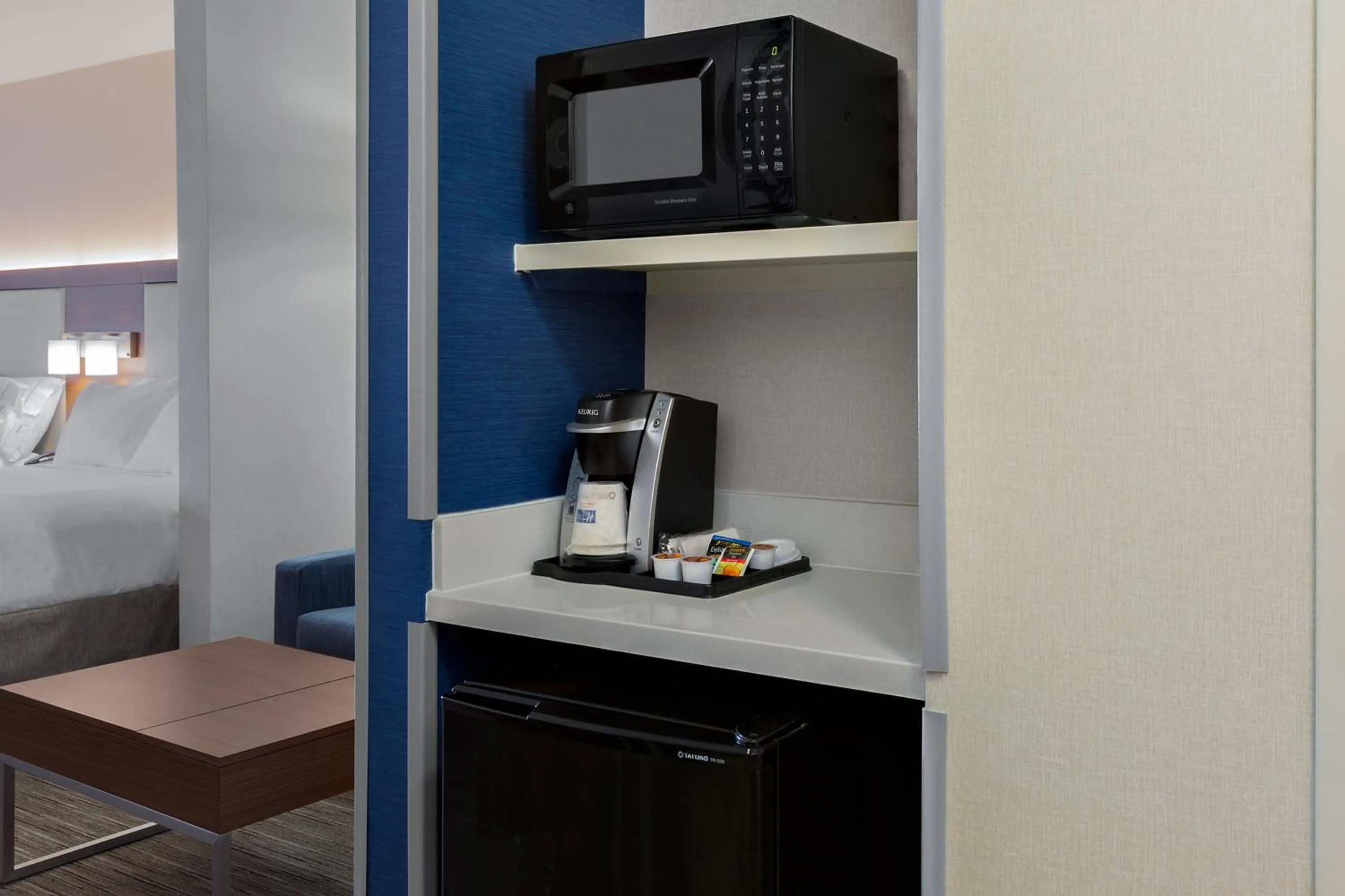 Lobby or reception in Holiday Inn Express & Suites Chico by IHG