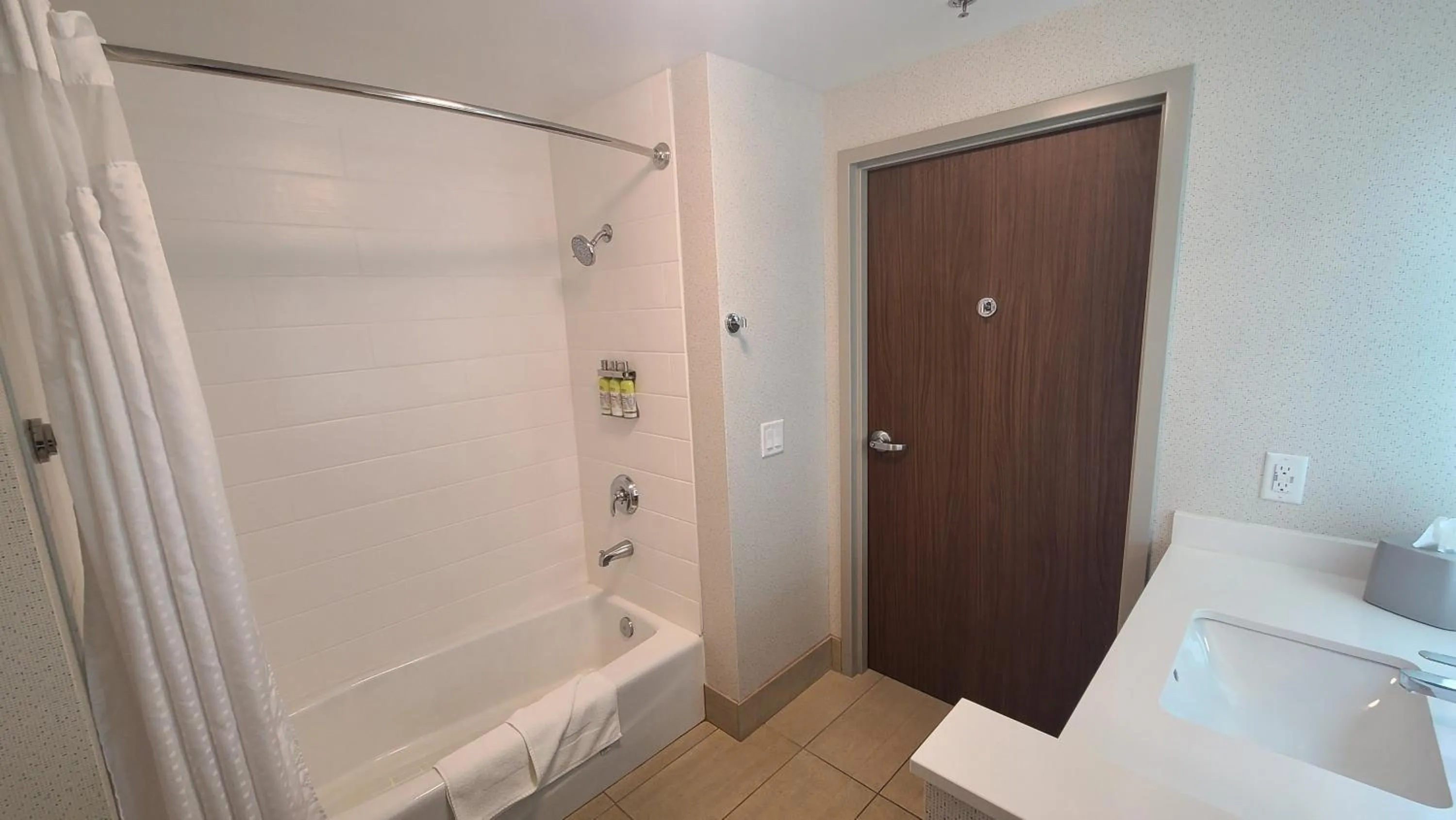 Bathroom in Holiday Inn Express & Suites Chico by IHG