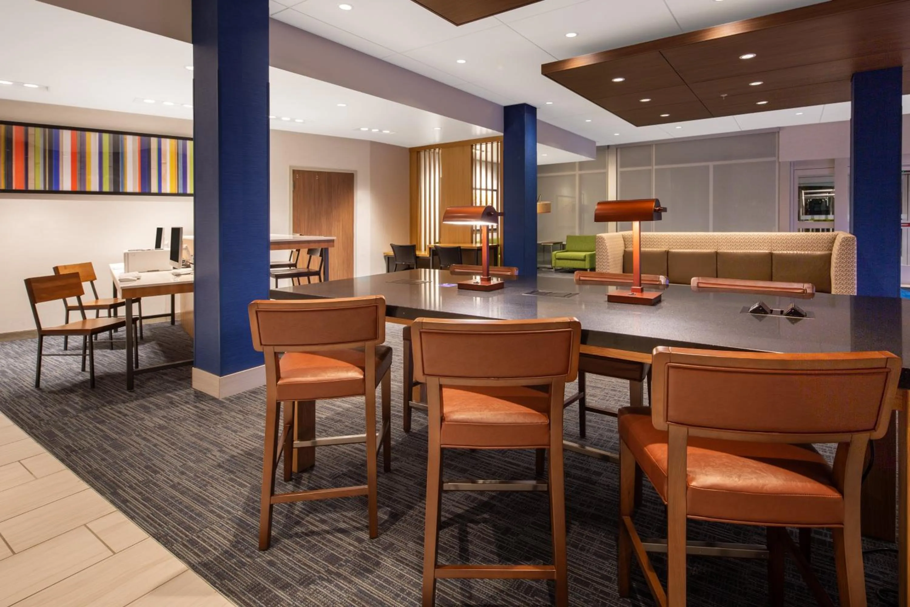 Breakfast in Holiday Inn Express & Suites Chico by IHG