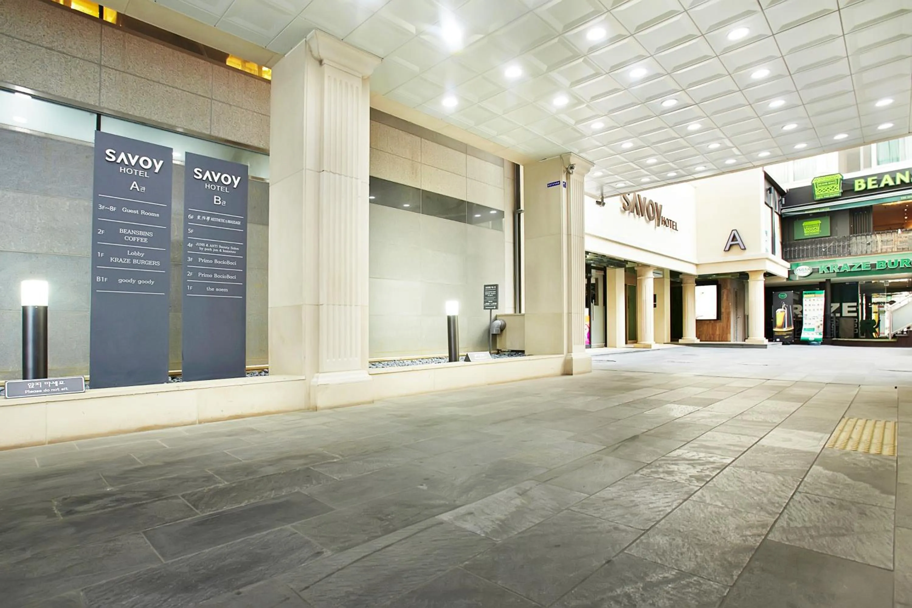 Facade/entrance in Savoy Hotel Myeongdong