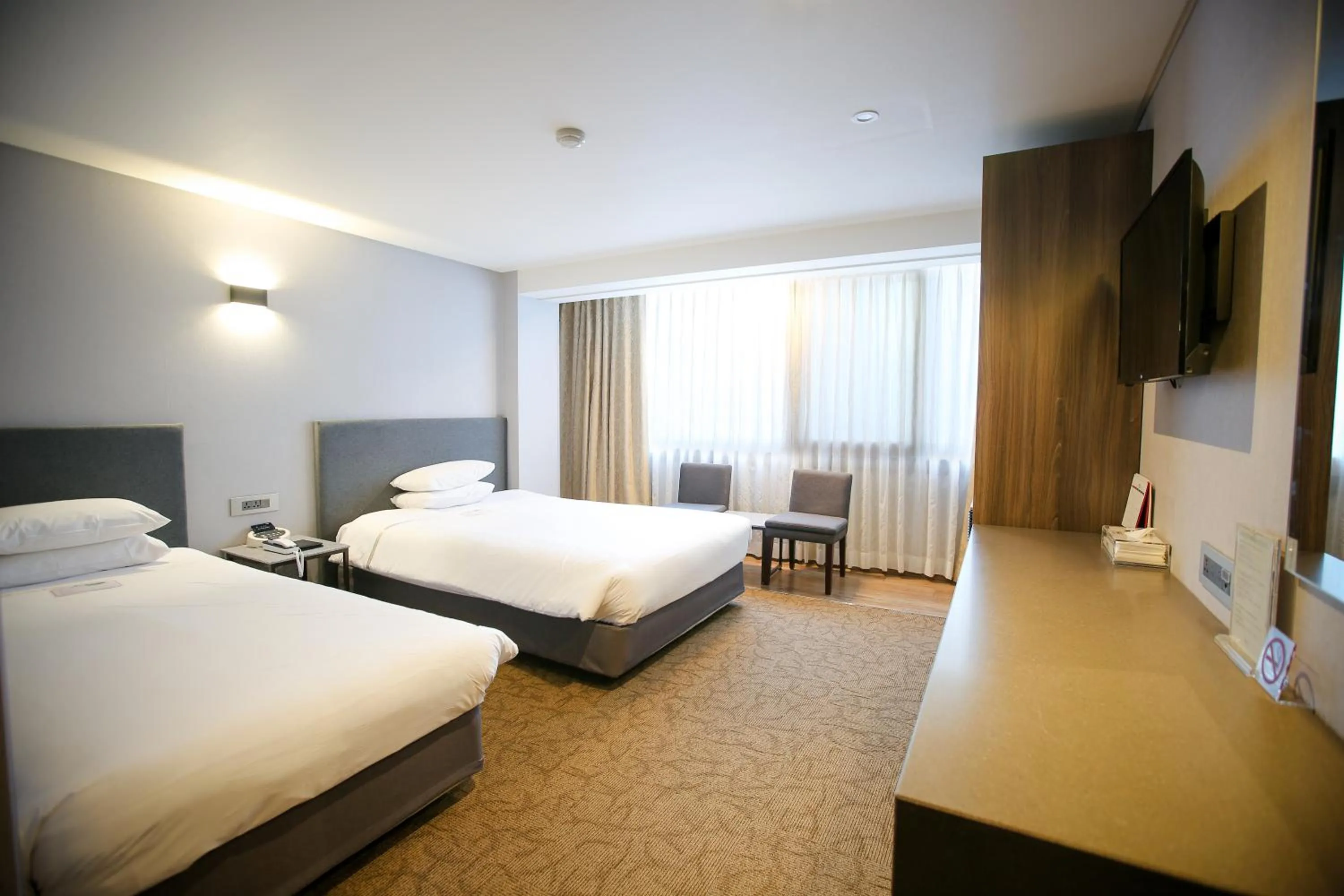 Decorative detail, Bed in Savoy Hotel Myeongdong