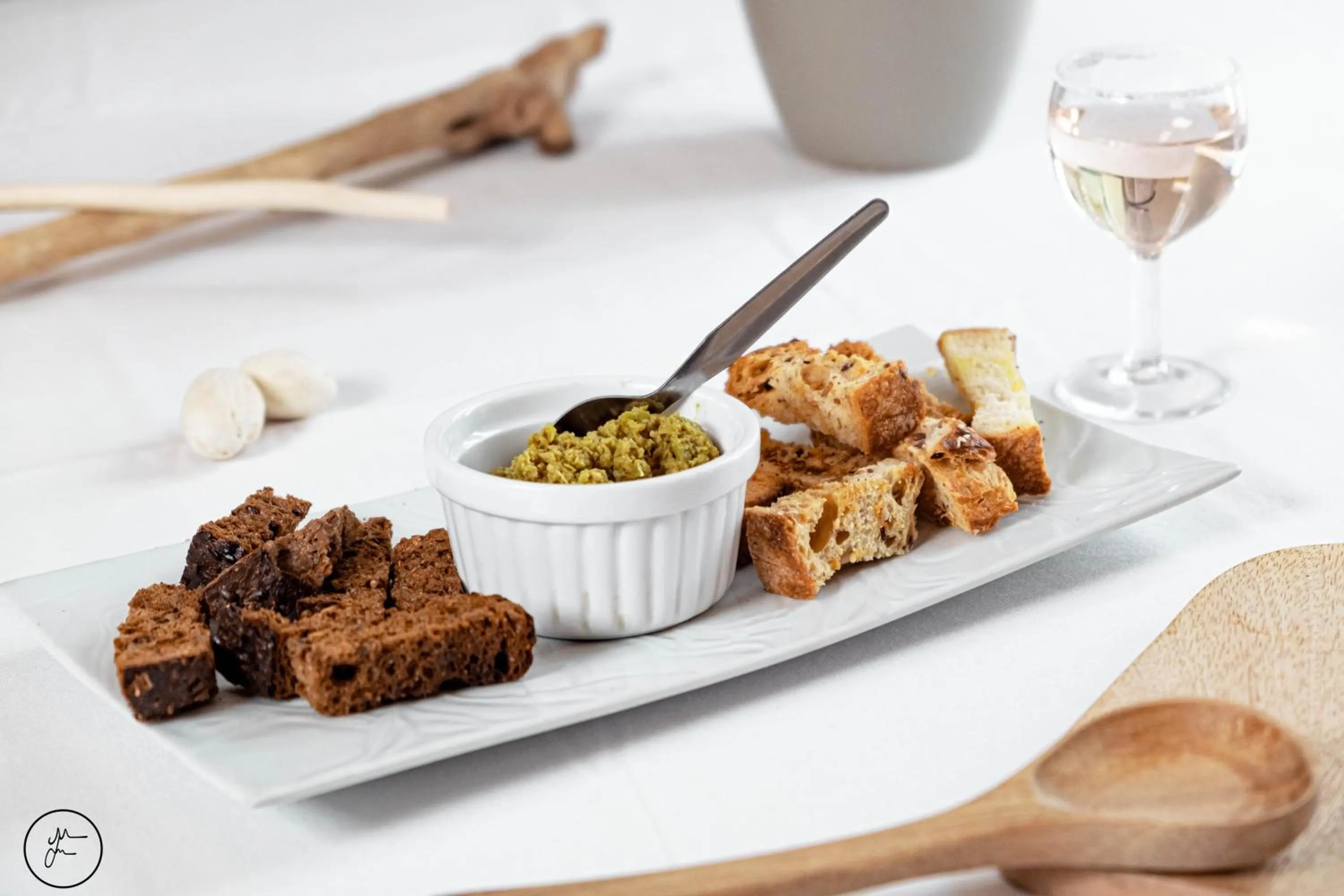 Food in Logis hôtel et restaurant La Bastide Cabezac