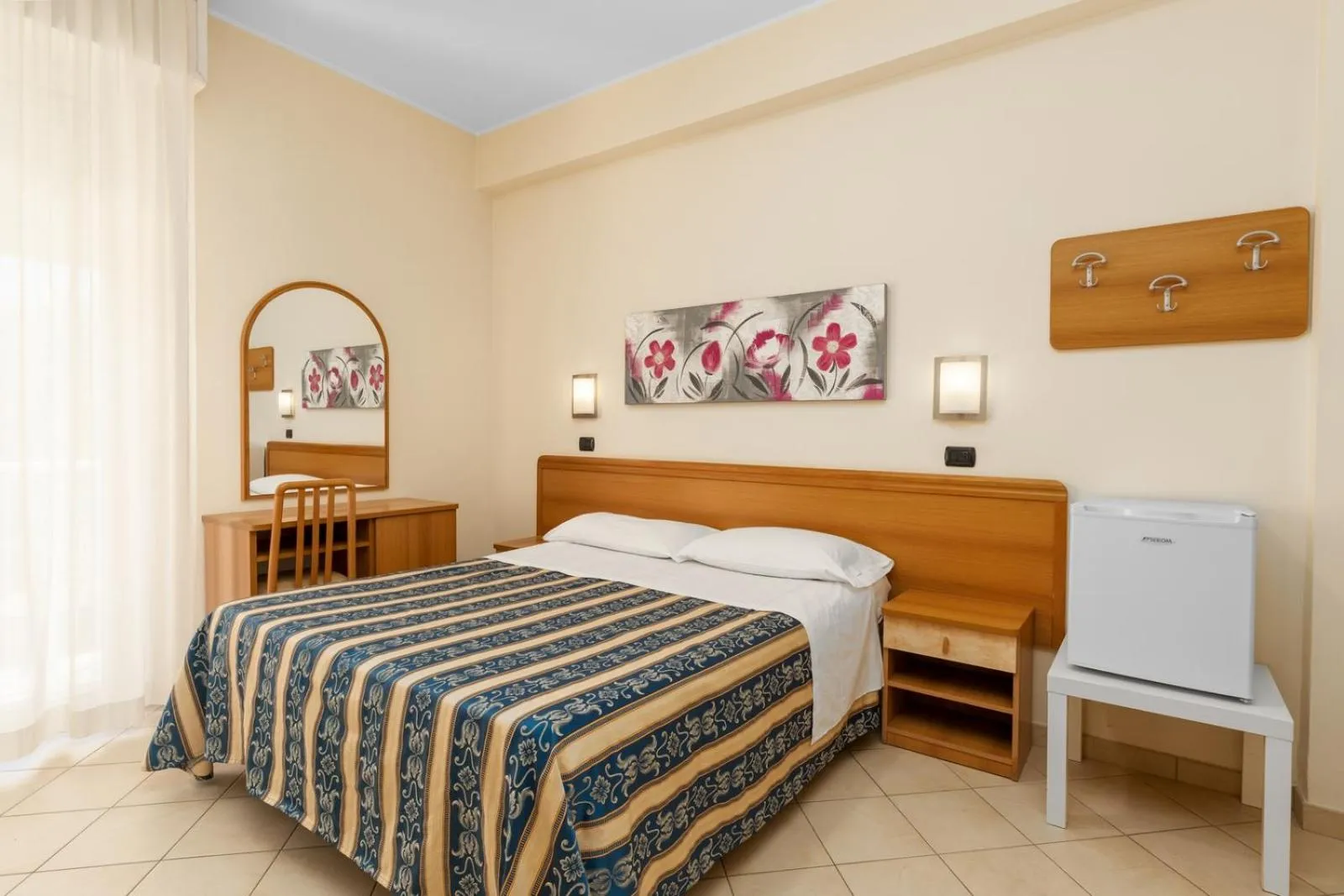 Photo of the whole room, Bed in Hotel Bridge